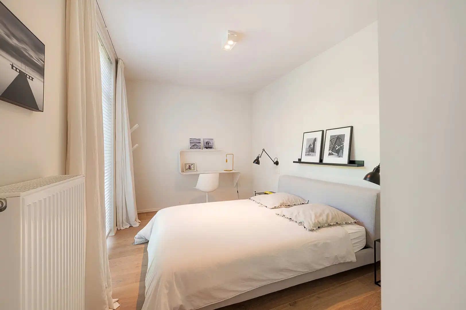 Uitzonderlijk tuinappartement met frontaal zicht op het Duinenwatermeer. foto 24