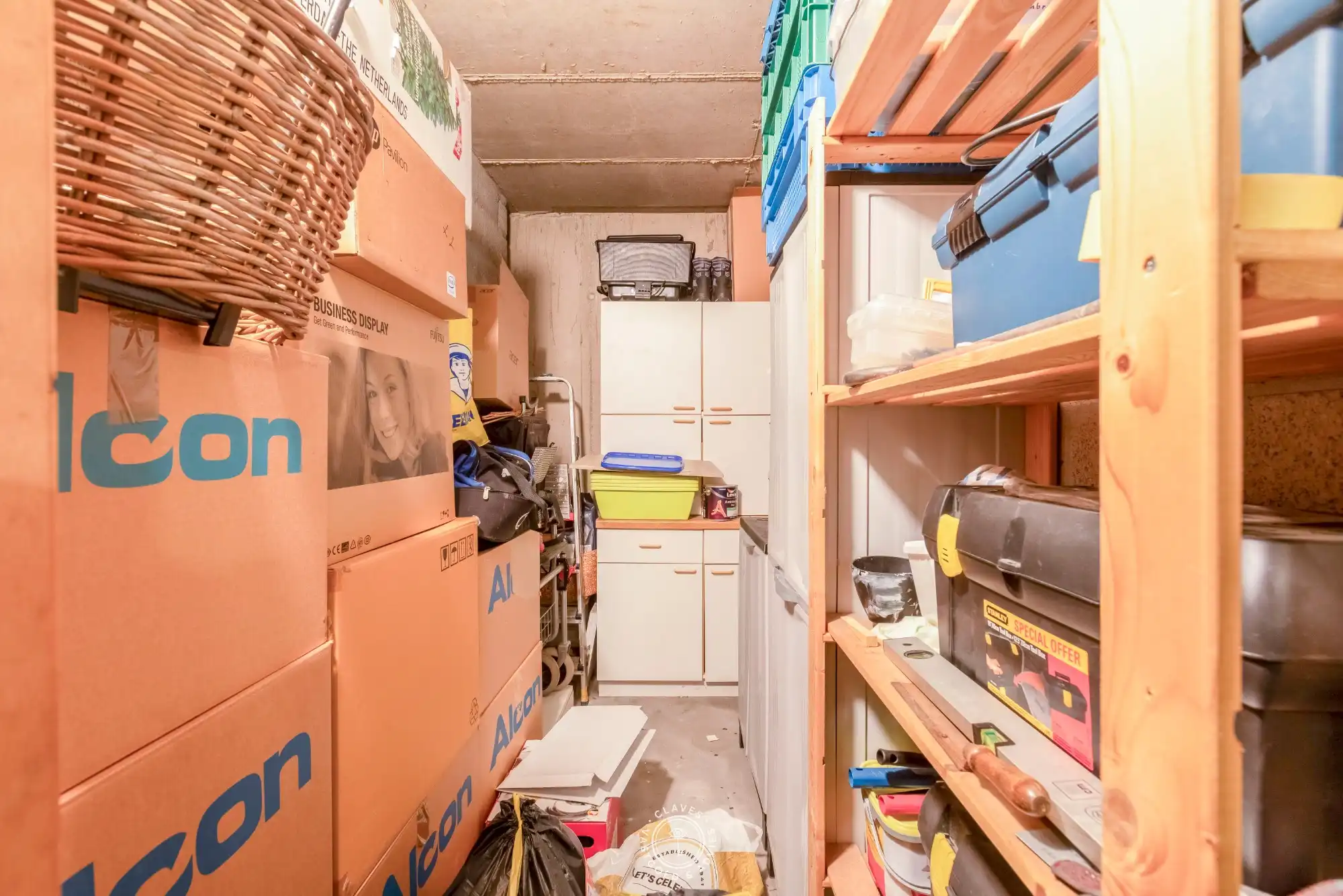 Centraal gelegen appartement met drie slaapkamers en veel lichtinval foto 20