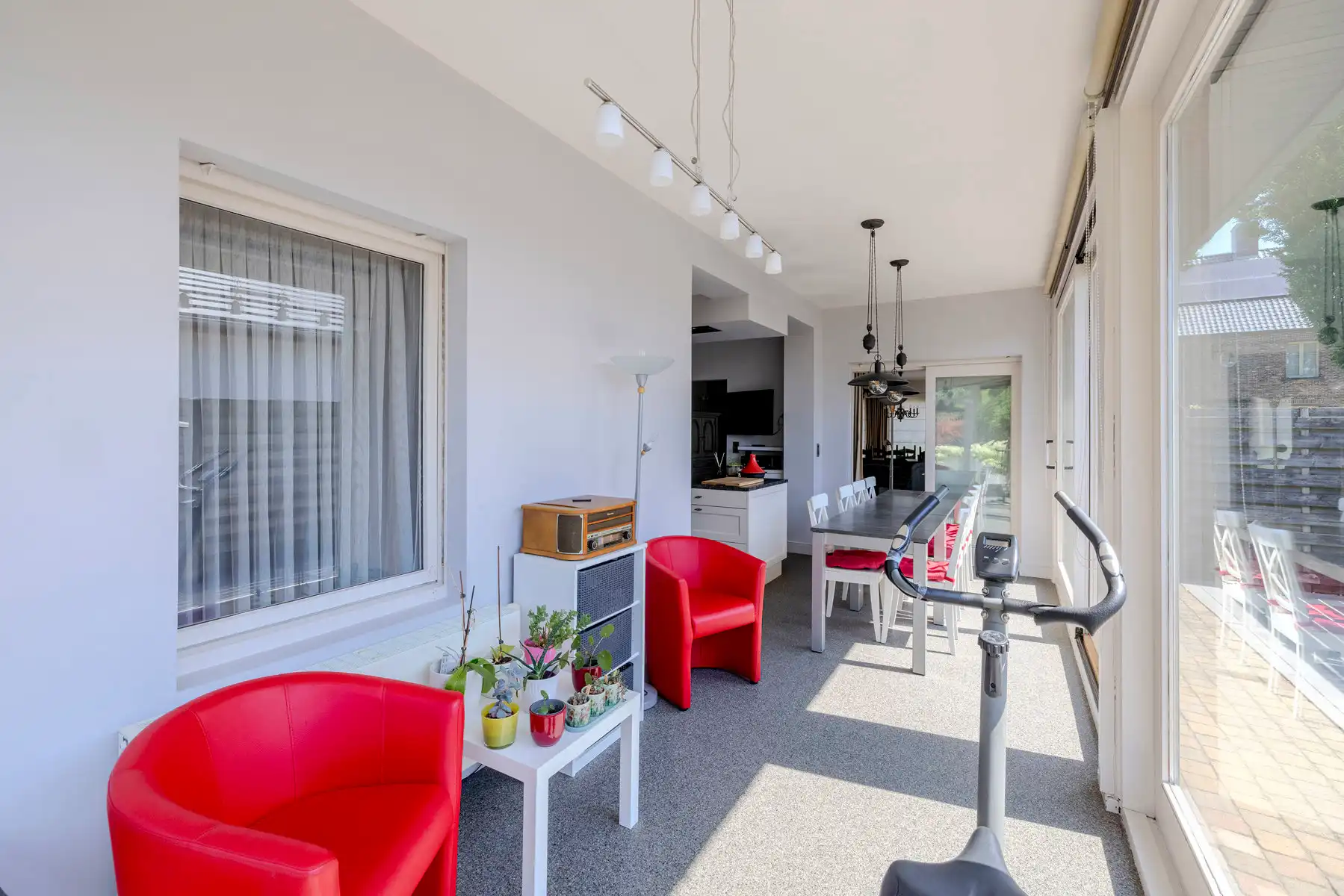 Rustig gelegen, instapklare woning met 3/4 slpks op 901m2  foto 11