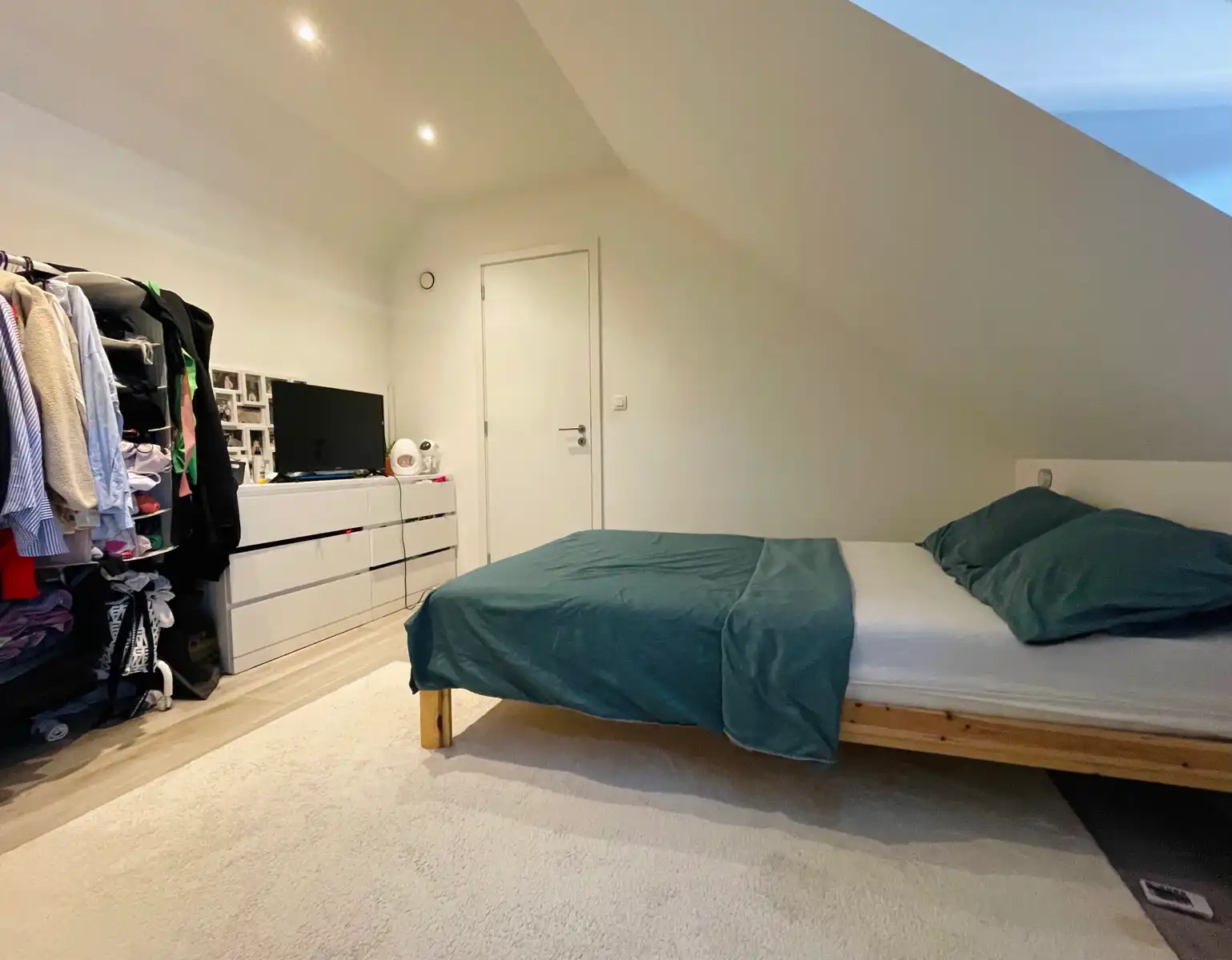 Recent en energiezuinig appartement in hartje Aalst!  foto 9