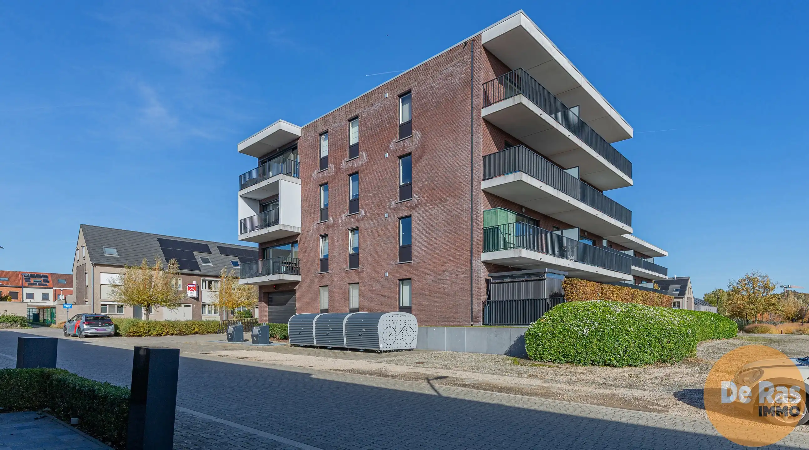 AALST - RECENT APPARTEMENT MET 2 SLAAPKAMERS EN TERRAS foto 2