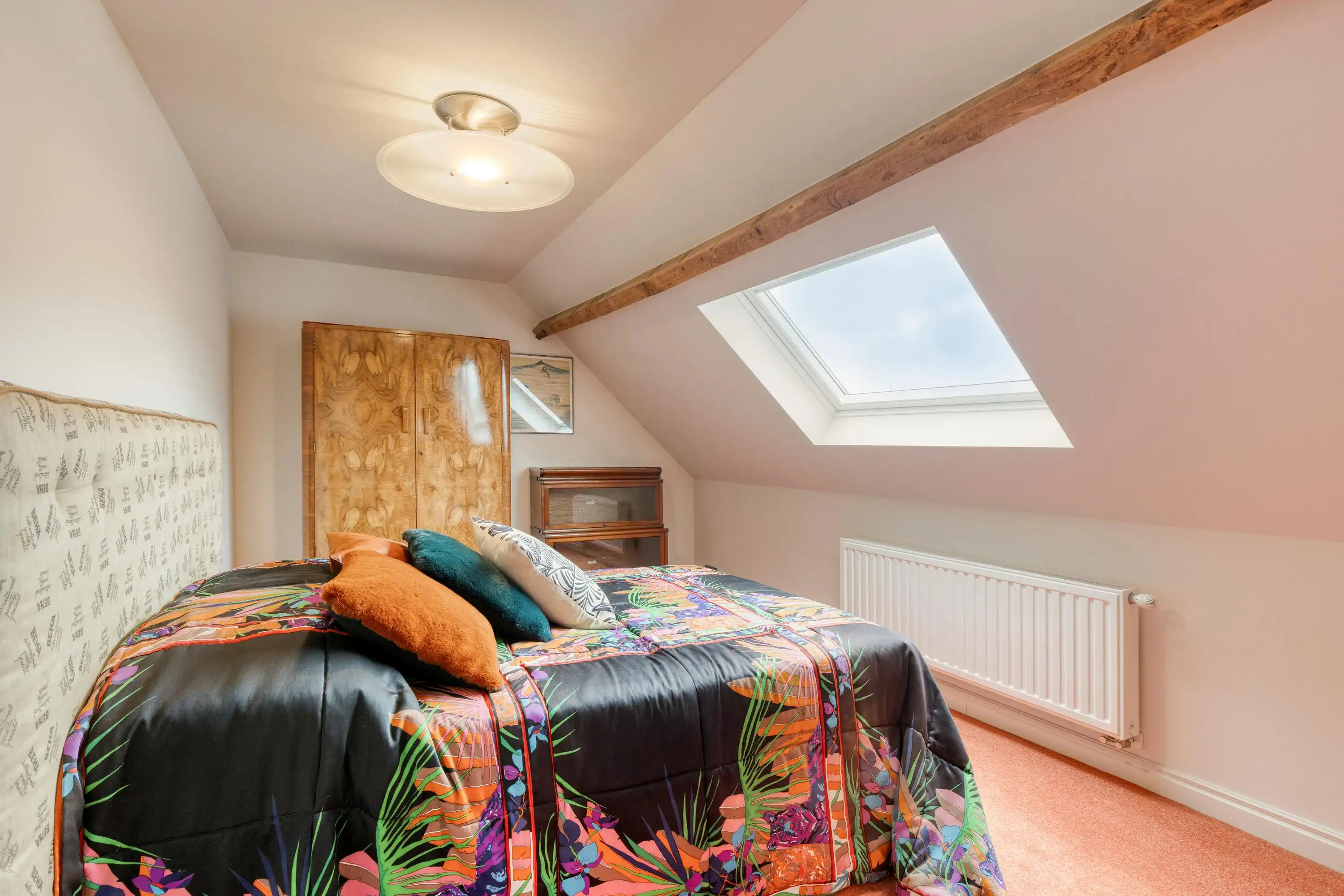 Klassevol huis met 5 slaapkamers, 3 badkamers, garage en ruime tuin te Sint-Kruis (Brugge) foto 18