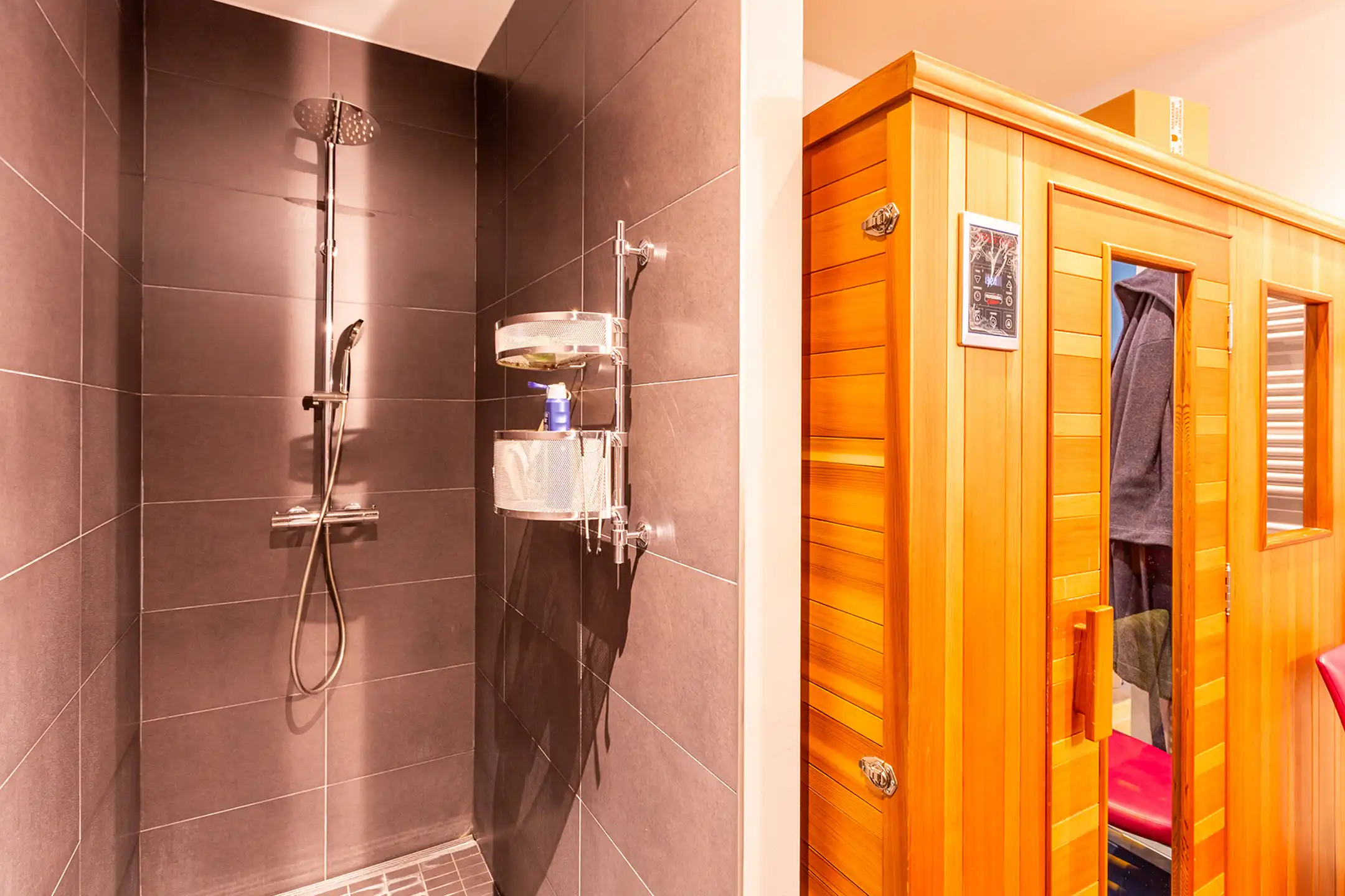 Modern en luxueus appartement met 2 slpks (180m²) foto 22