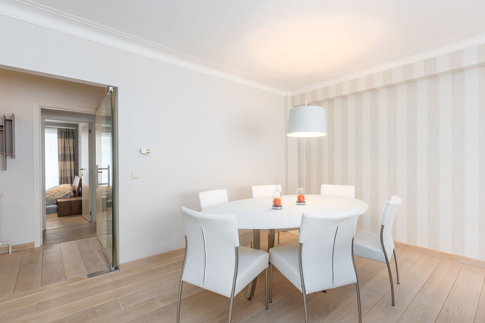 Gerenoveerd appartement met 2 slpk en lateraal zeezicht foto 4