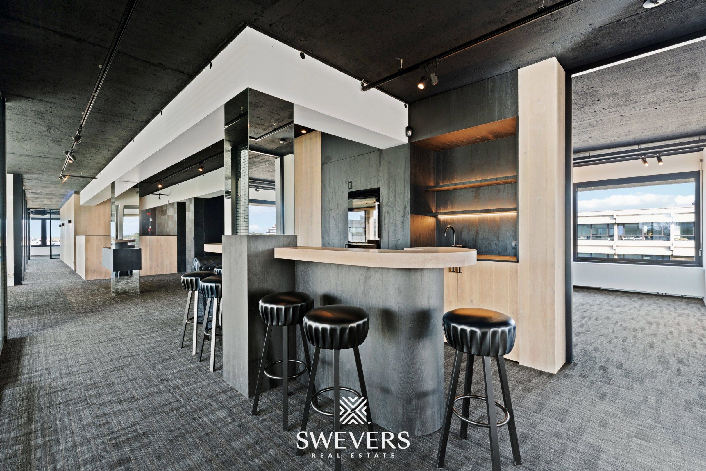 Instapklare trendy kantoren ( 412 m2 ) incl. parking op toplocatie centrum Hasselt foto 10