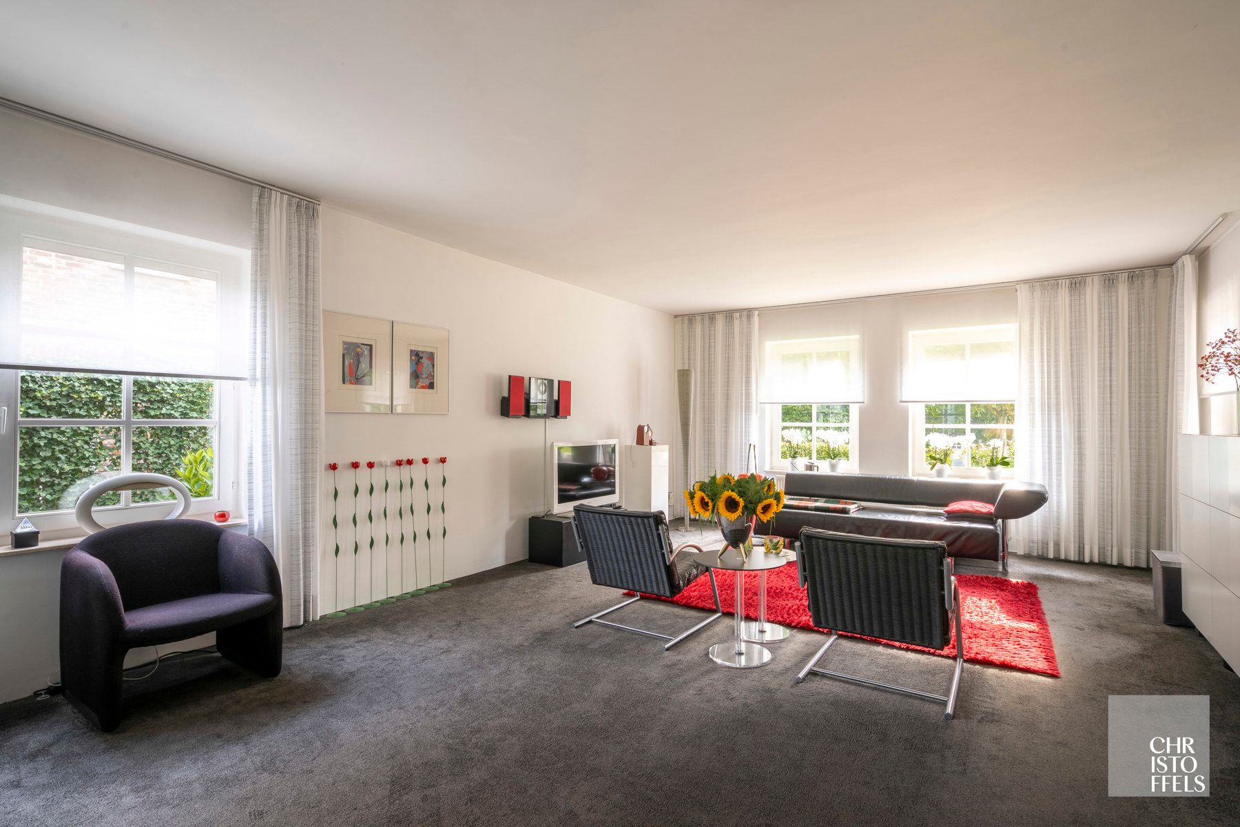 Residentieel gelegen woning (239m²) met 4 slaapkamers in Lanaken! foto 2