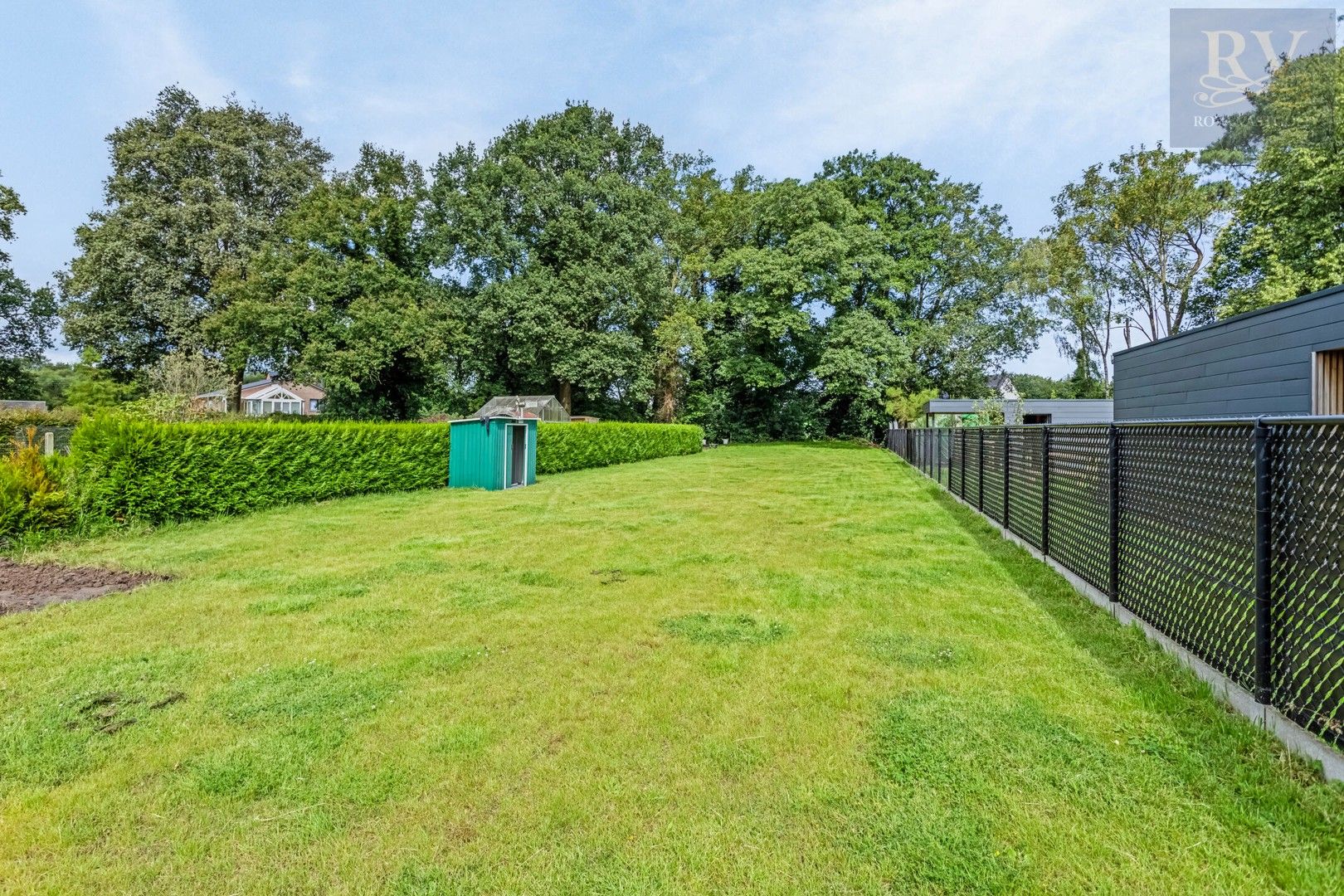 NIEUWBOUWAPPARTEMENT MET 2 SLPK'S OP GELIJKVLOERSE VERDIEPING VAN 107 M2 MET TERRAS MET RIANTE TUIN foto 2