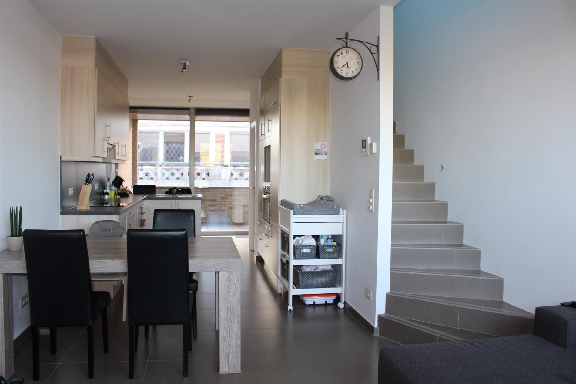 Duplex appartement met terras. foto 4