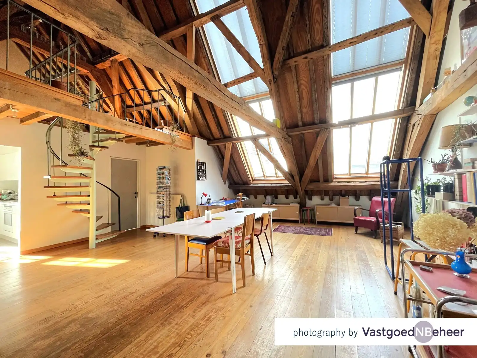 Appartement te huur foto {{pictureIndex}}