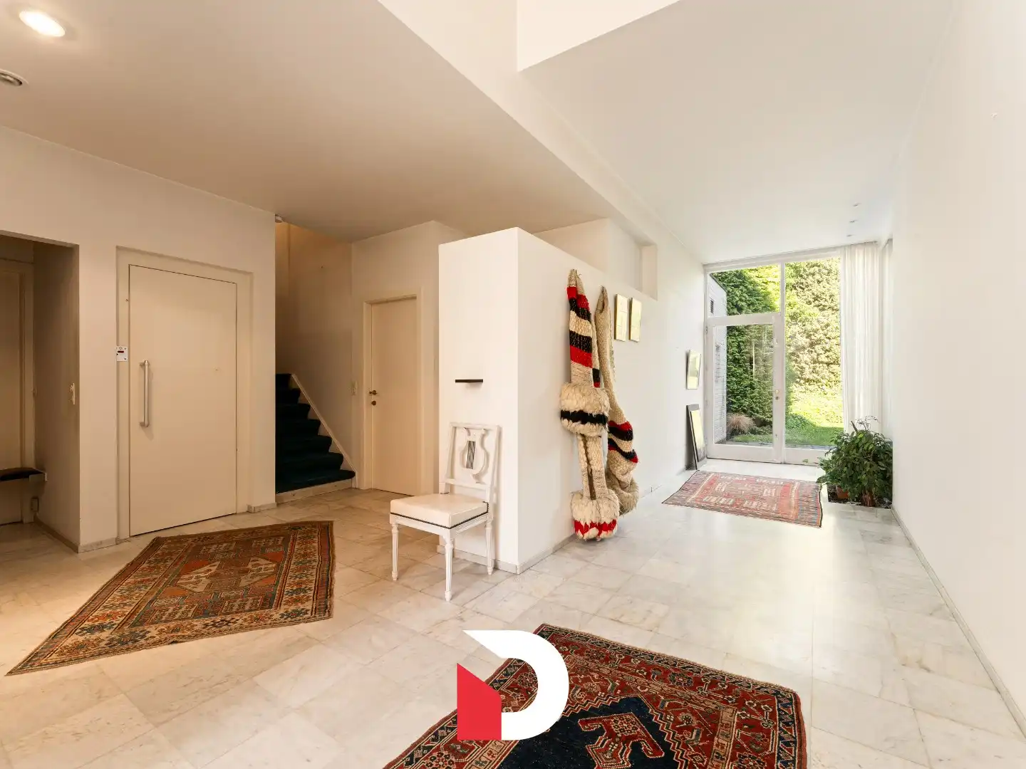 Exclusief burgerhuis met diephuis op een perceel van +/- 592 m² in centrum Brugge. foto 8