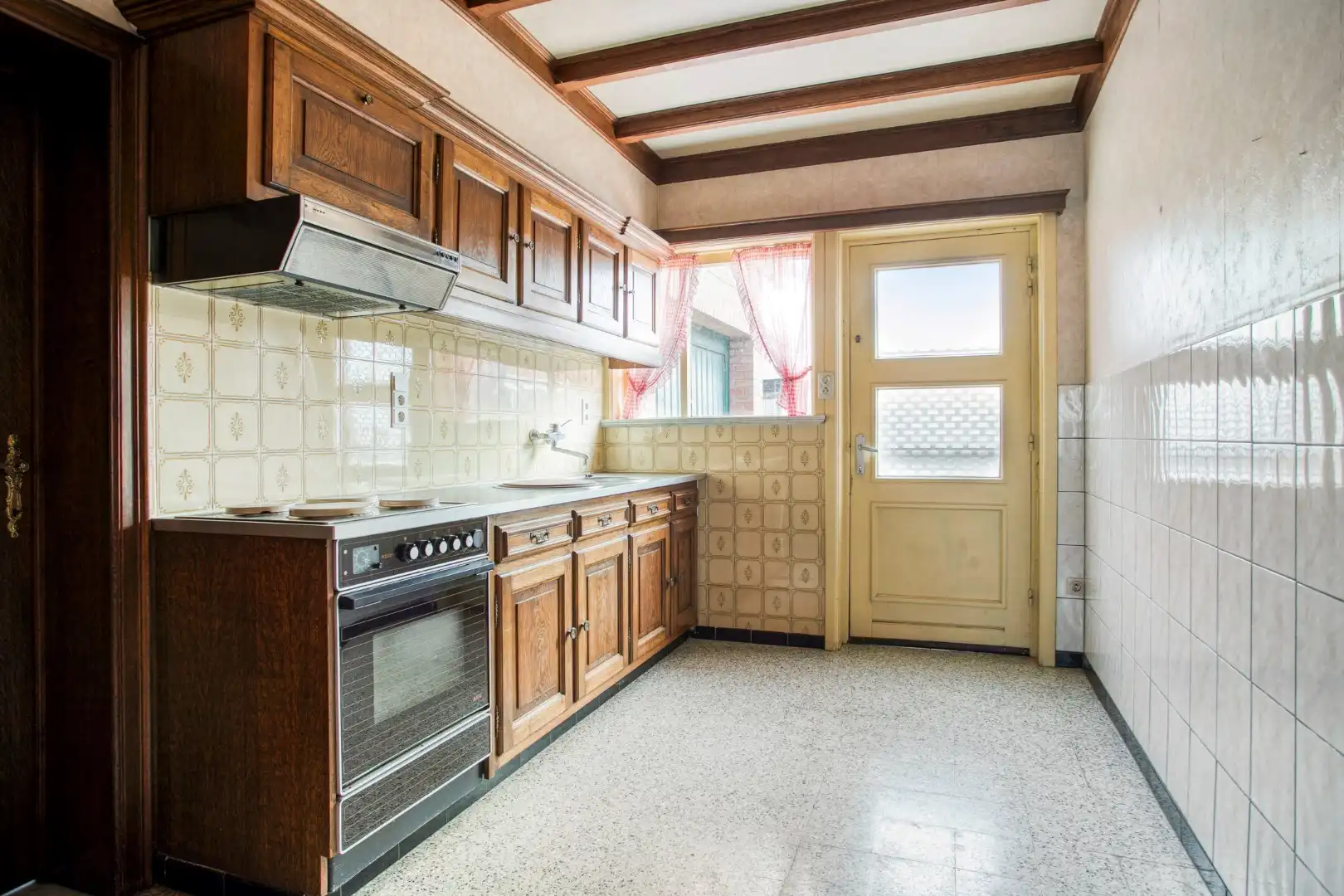 Landelijk gelegen woning of bouwgrond foto 9