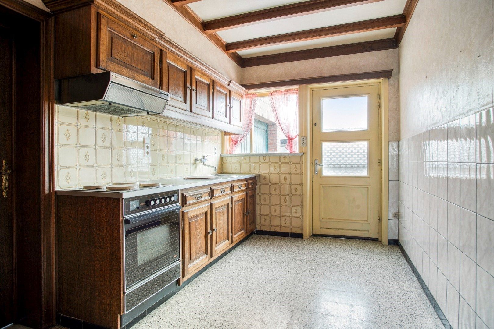 Landelijk gelegen woning of bouwgrond foto 9