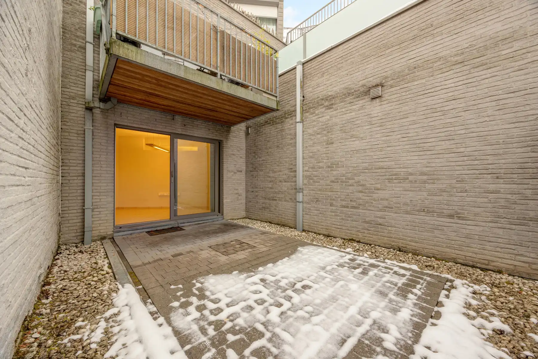 Instapklare kantoor- of praktijkruimte met parking – 86 m² foto 3