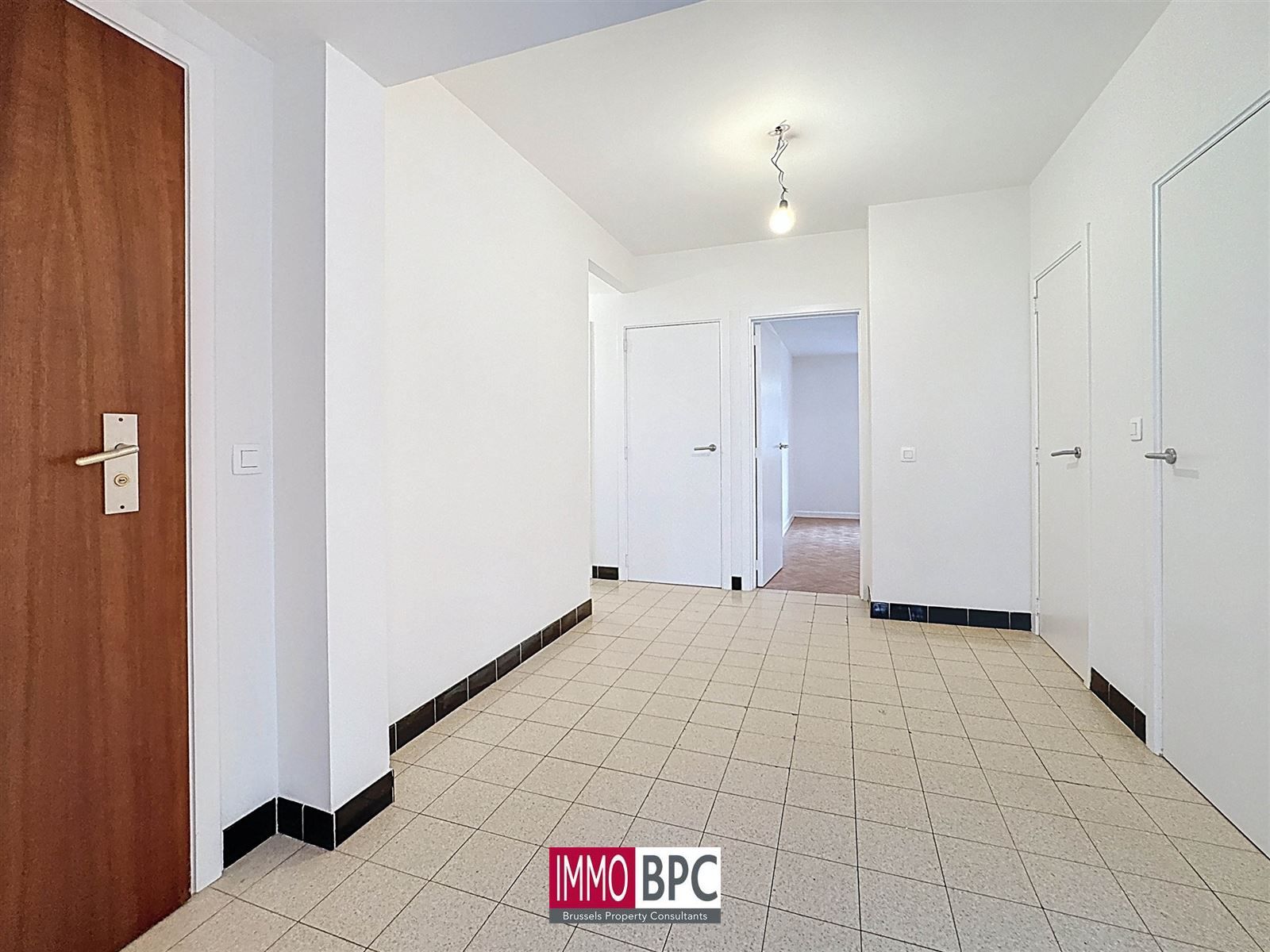Lichtrijk appartement met privatieve tuin in Sint-Jans-Molenbeek foto 12