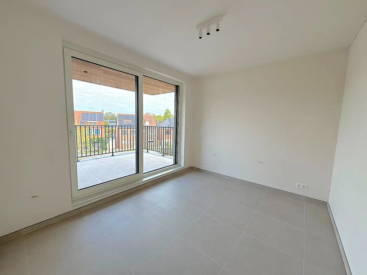 Nieuwbouwappartement met garage te Sint-Michiels foto 4