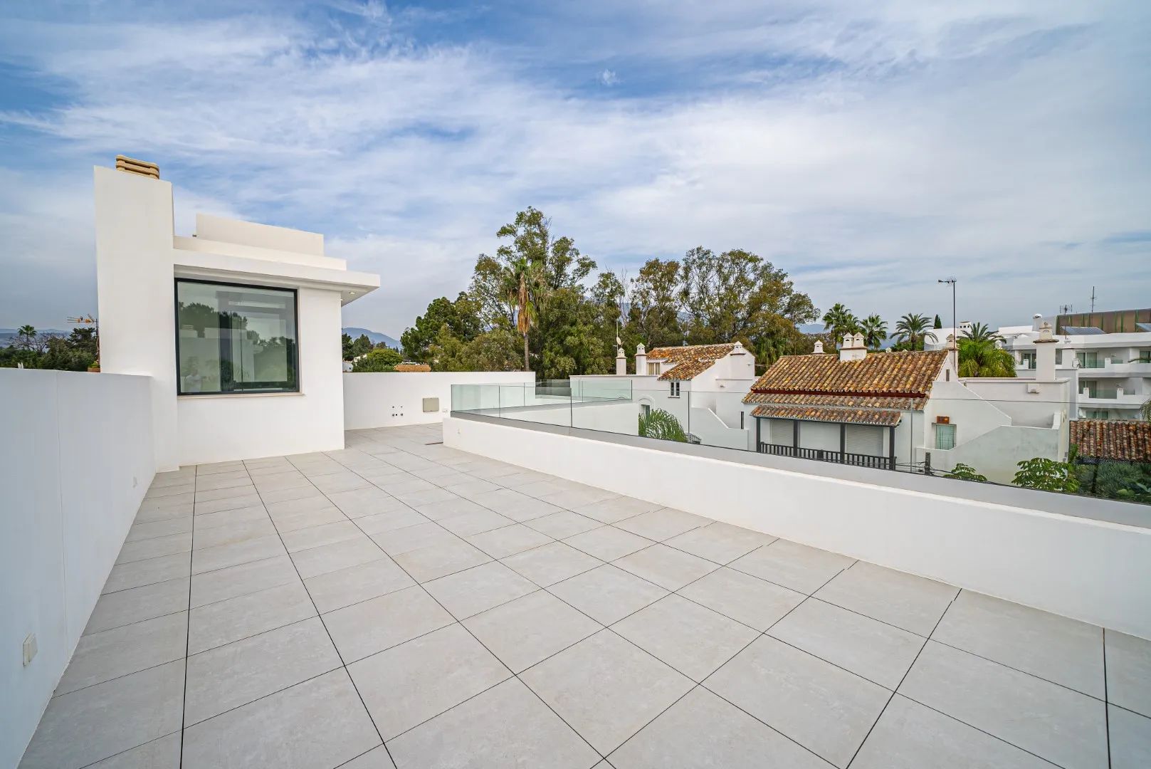 Leven op het hoogste niveau – riante villa aan de prestigieuze Golden Mile foto 26
