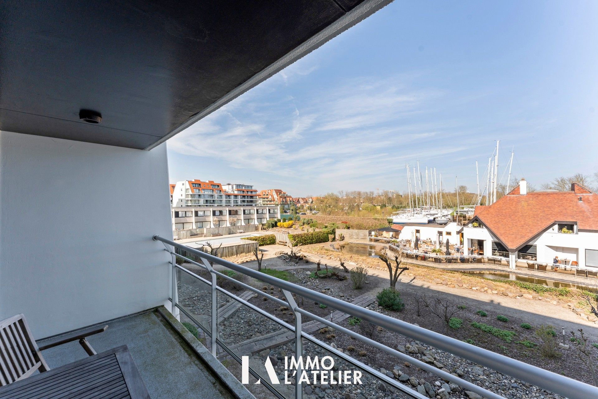 Instapklare studio met slaaphoek én bedkast – Residentie Nautilus, Nieuwpoort foto 11