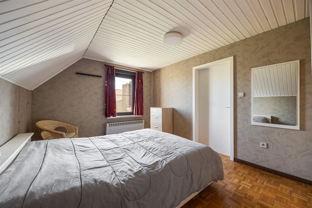 Instapklare woning in een zeer rustige wijk! foto 14