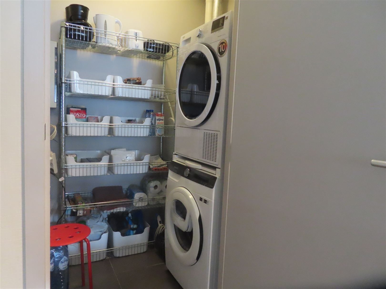 Appartement met één slaapkamer en terras op Belgiëlei! foto 10