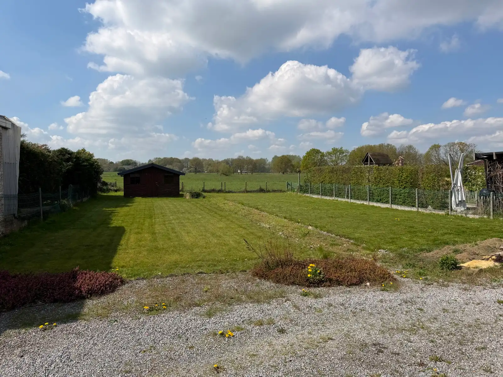 Vrijstaande woning met veel potentieel op mooie locatie. foto 5