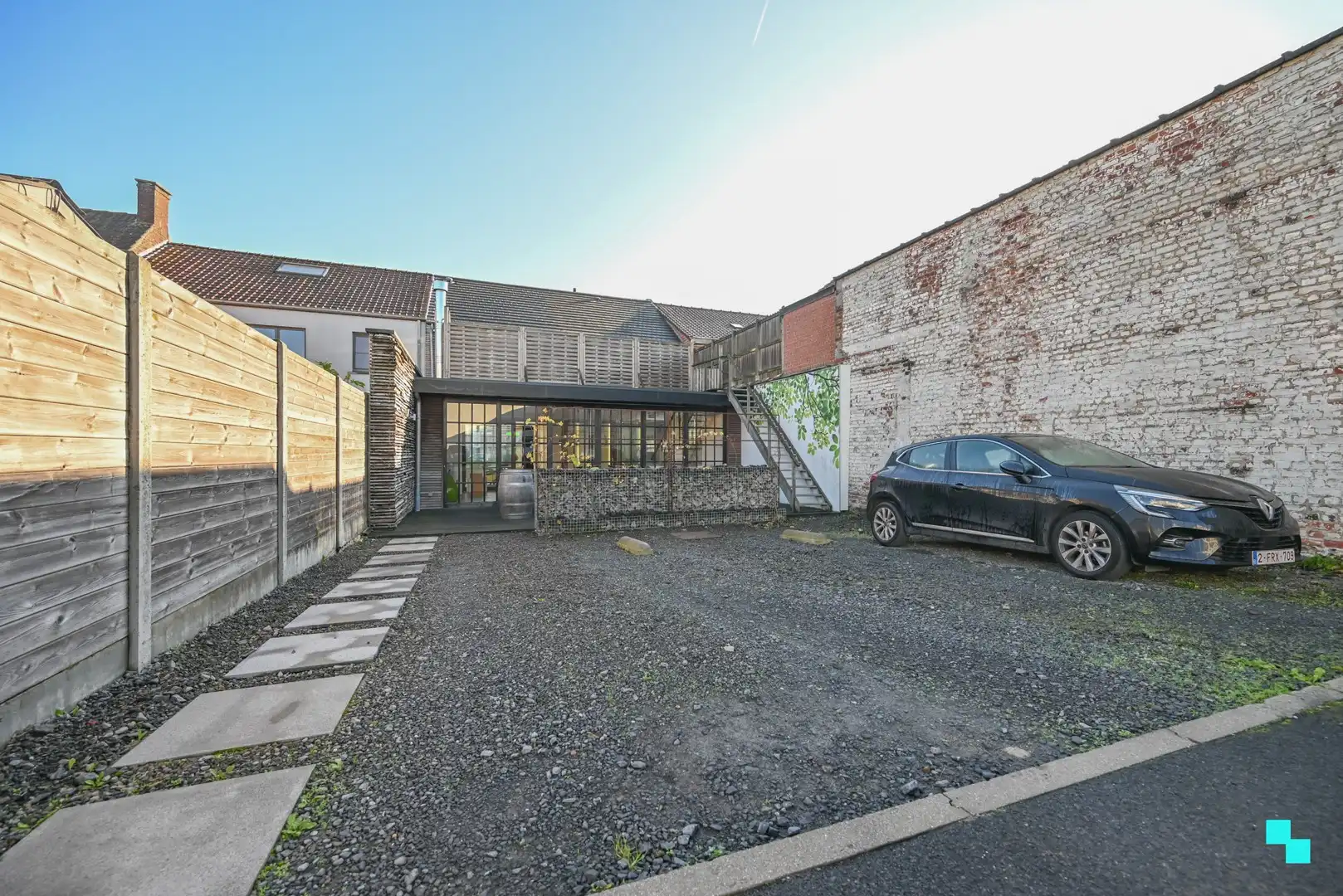 Piekfijn afgewerkte handelsruimte te Kachtem foto 18