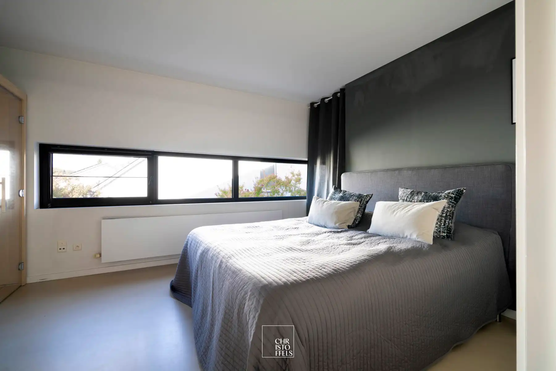 Moderne villa (374 m²) met zwembad en poolhouse op perceel van 1.039 m² foto 16