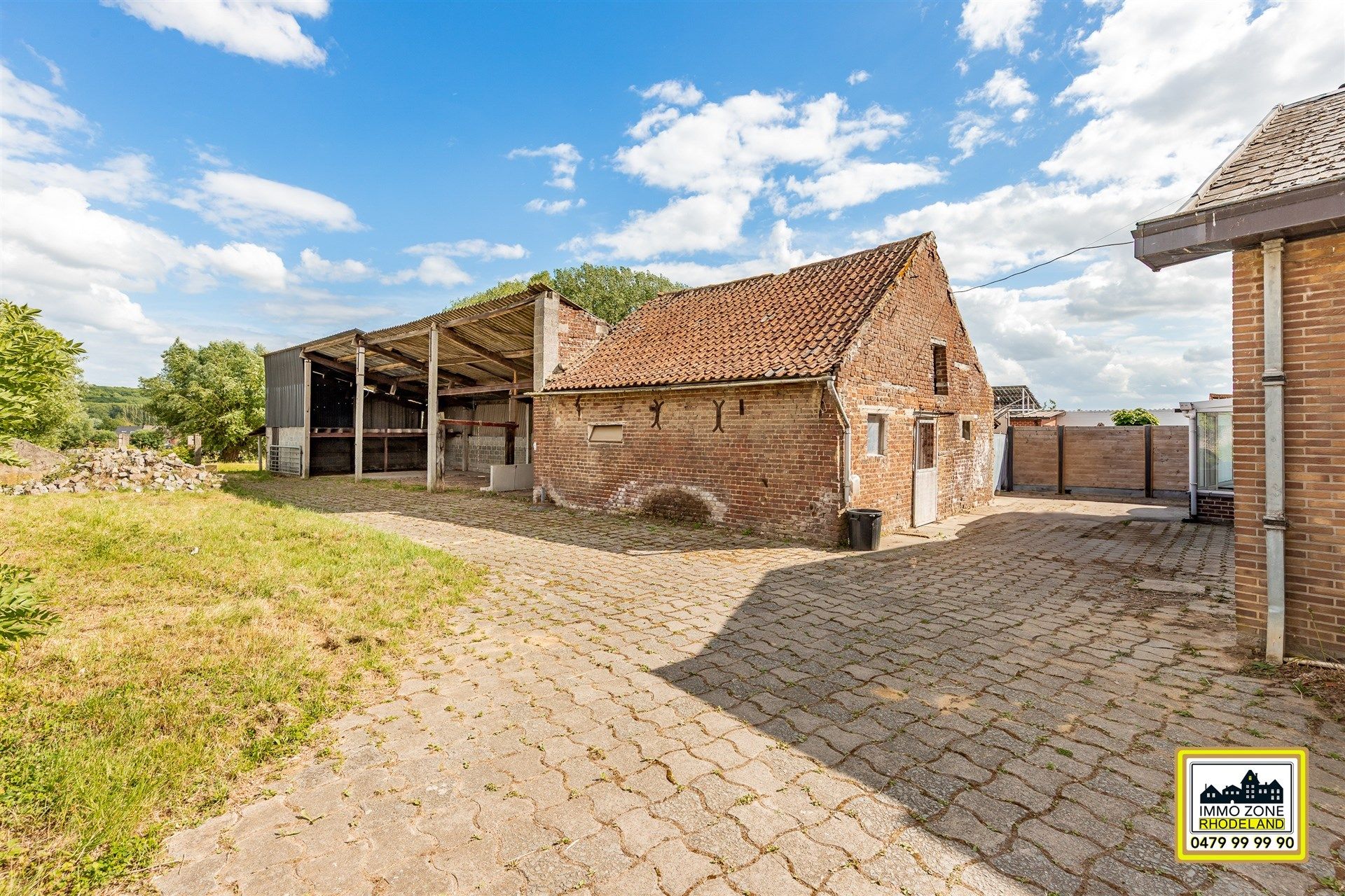 Charmante halfopen woning met ruime tuin foto 27