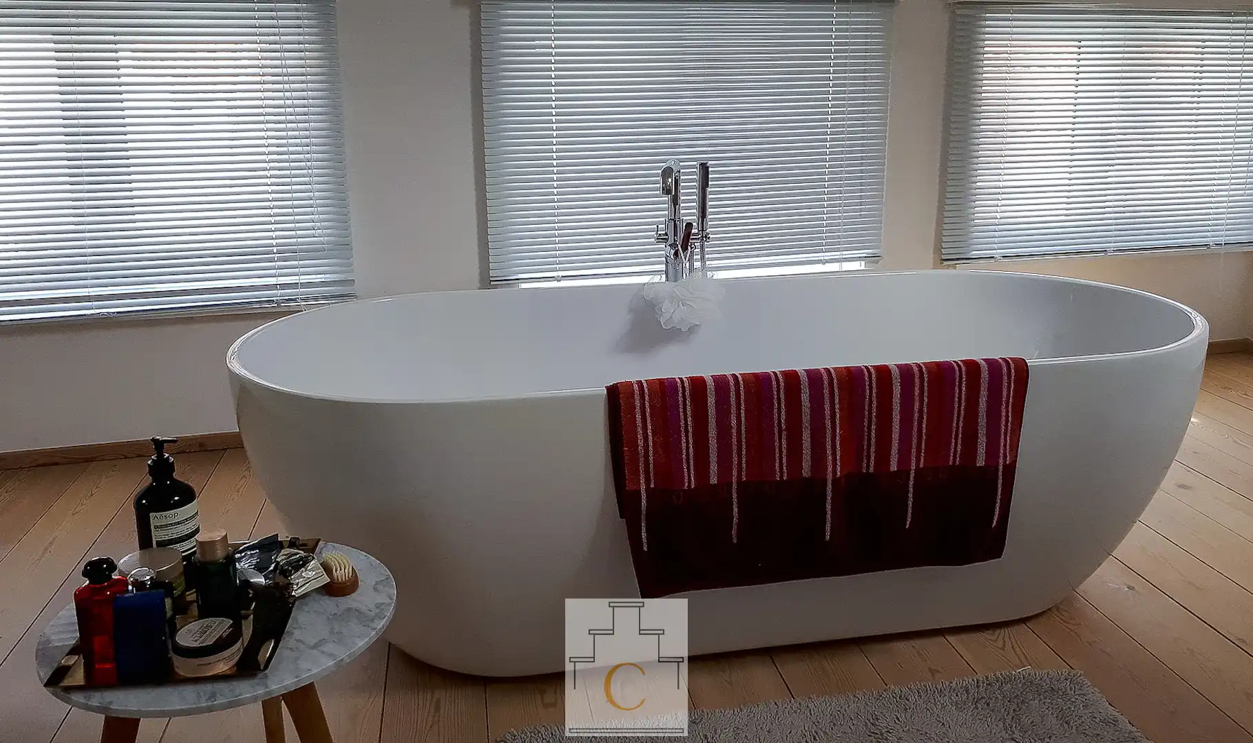 Trendy stadswoning - totaalrenovatie, strakke lijnen en een keitof terras - topligging Moerstraat foto 27