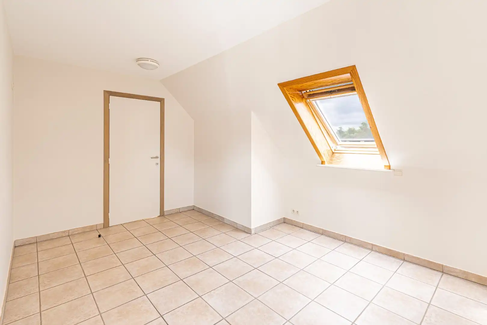 Appartement met 1 slaapkamer, berging en garage in Ledegem foto 7
