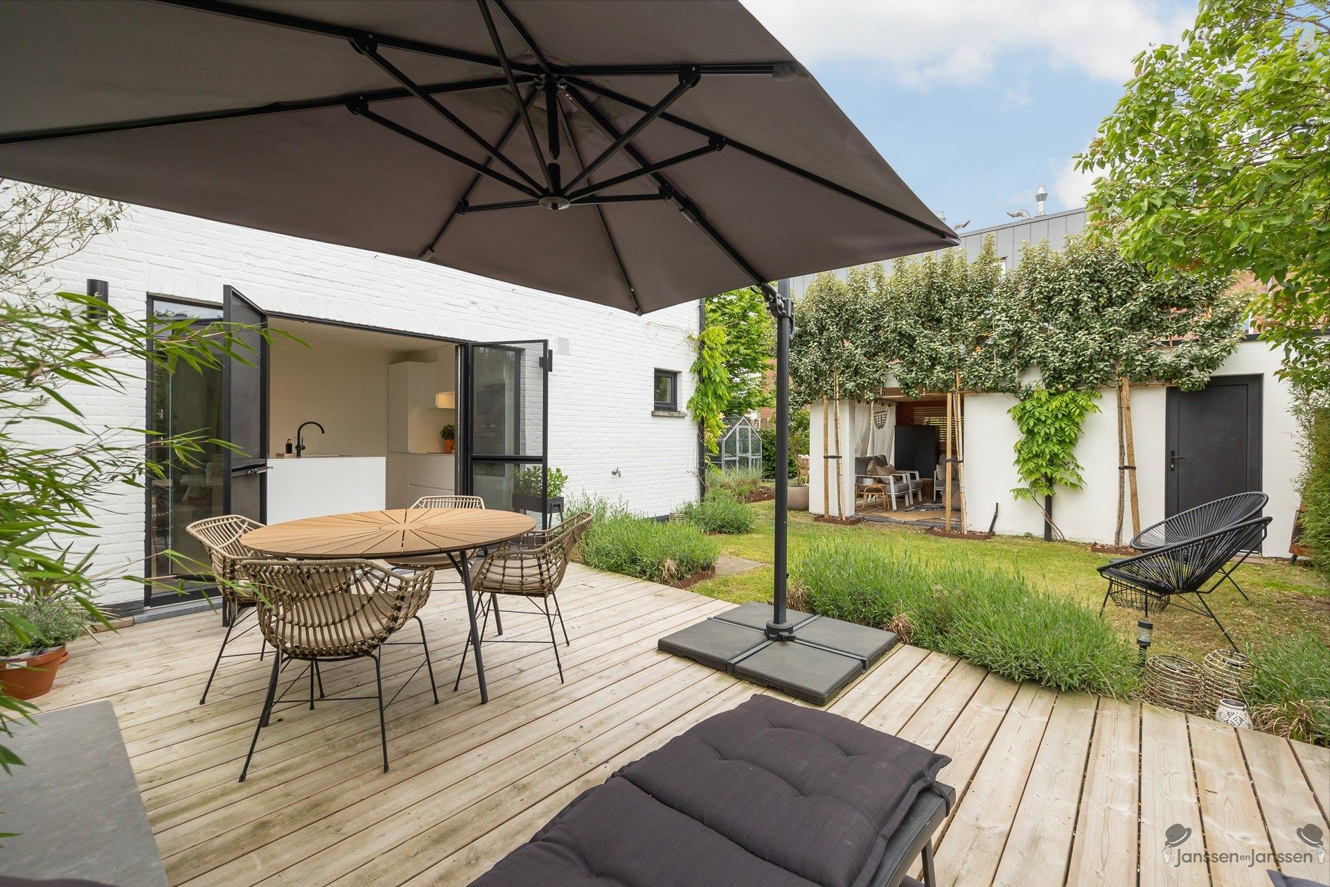 Instapklare recent gerenoveerde woning met zonnige tuin  foto 19