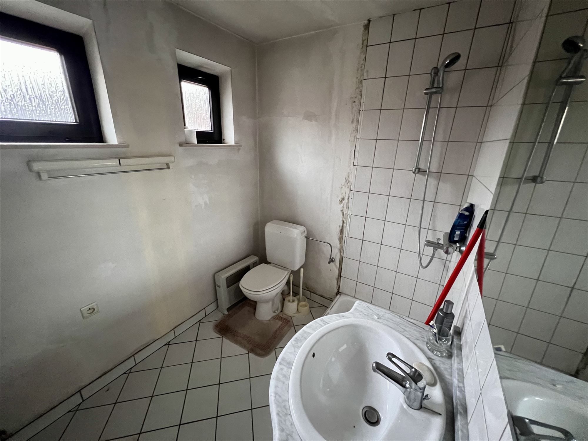 Ruime gezinswoning met mogelijkheid tot 6 slaapkamers! foto 5