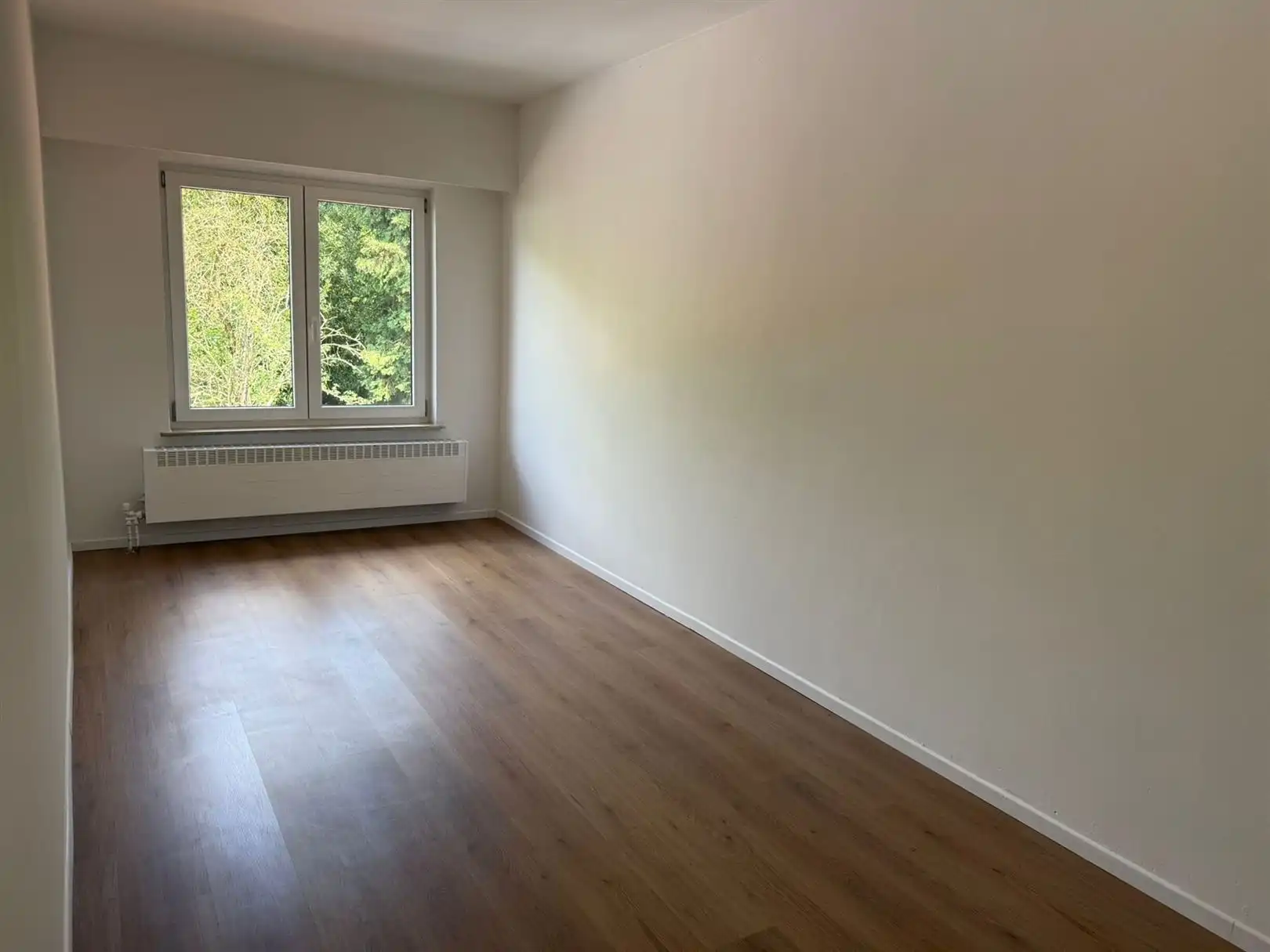 TE HUUR: Vernieuwd appartement met 2 slaapkamers te Beringen! foto 9