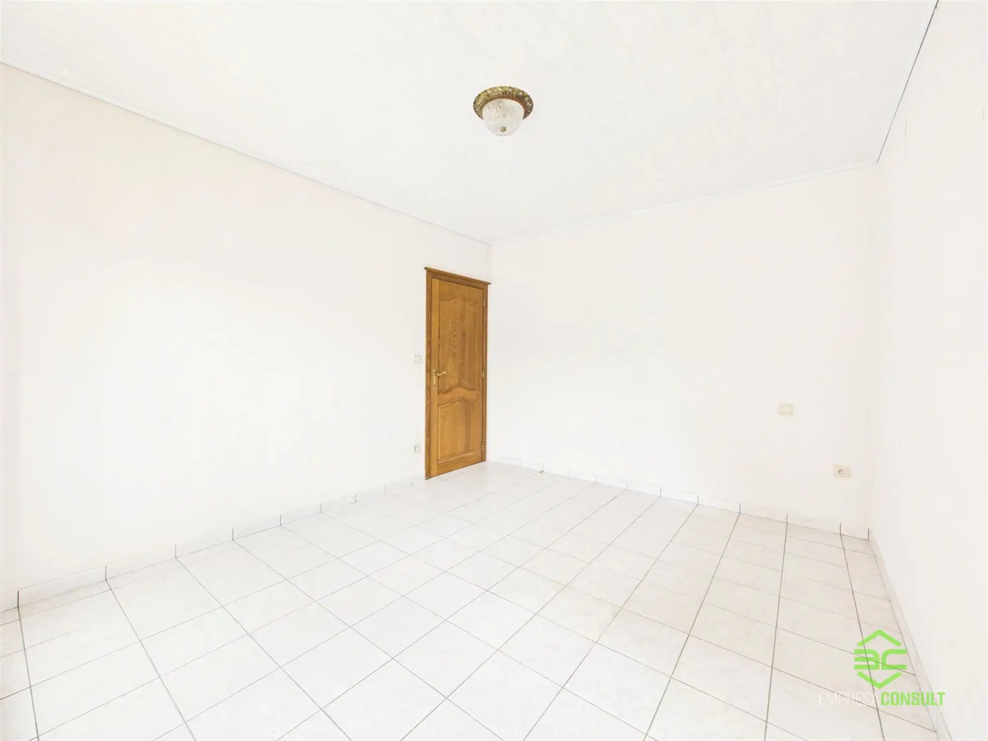 Instapklare gelijkvloerse OB met zonnige tuin! foto 18