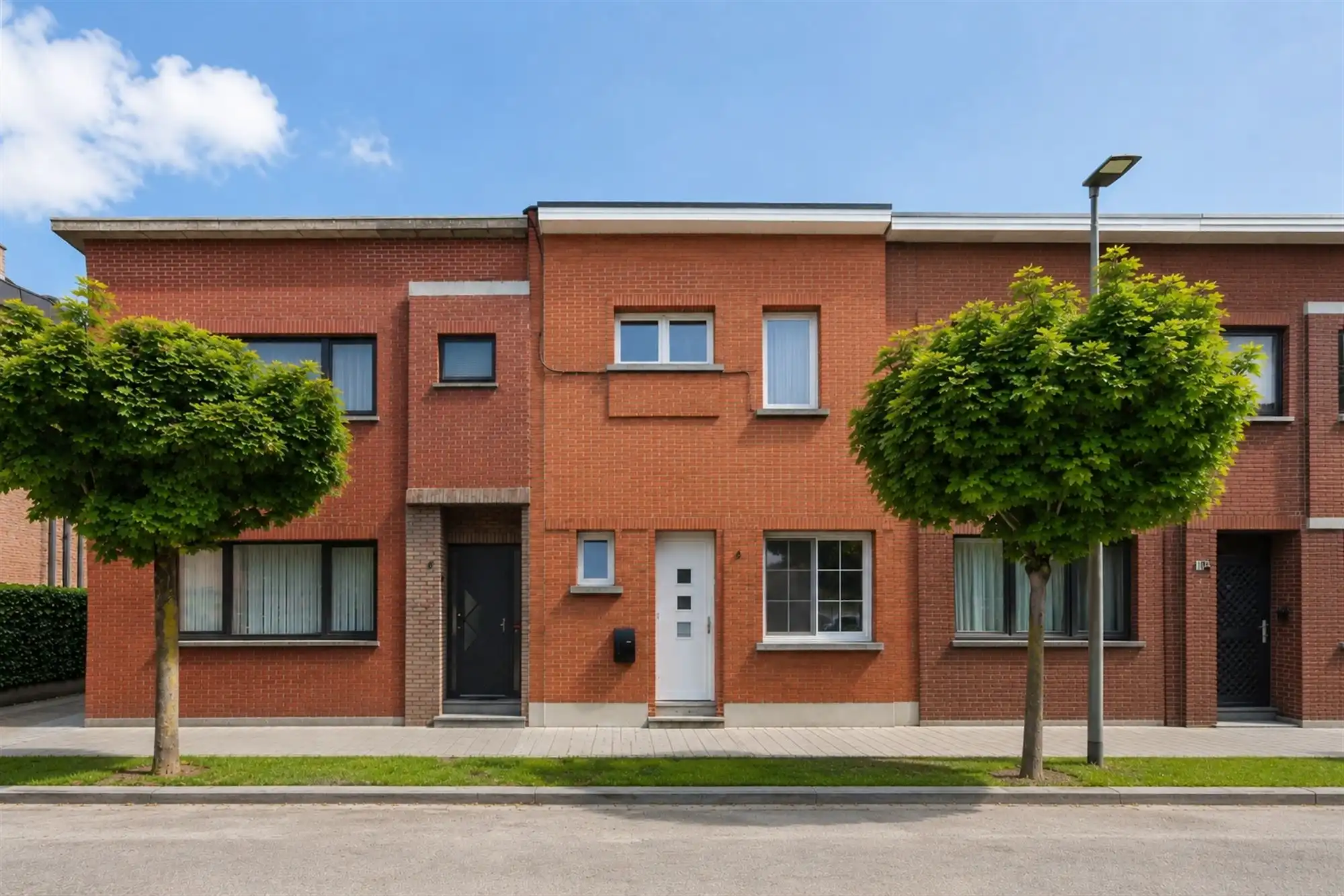 Instapklare woning met twee slaapkamers te Wilrijk foto {{pictureIndex}}