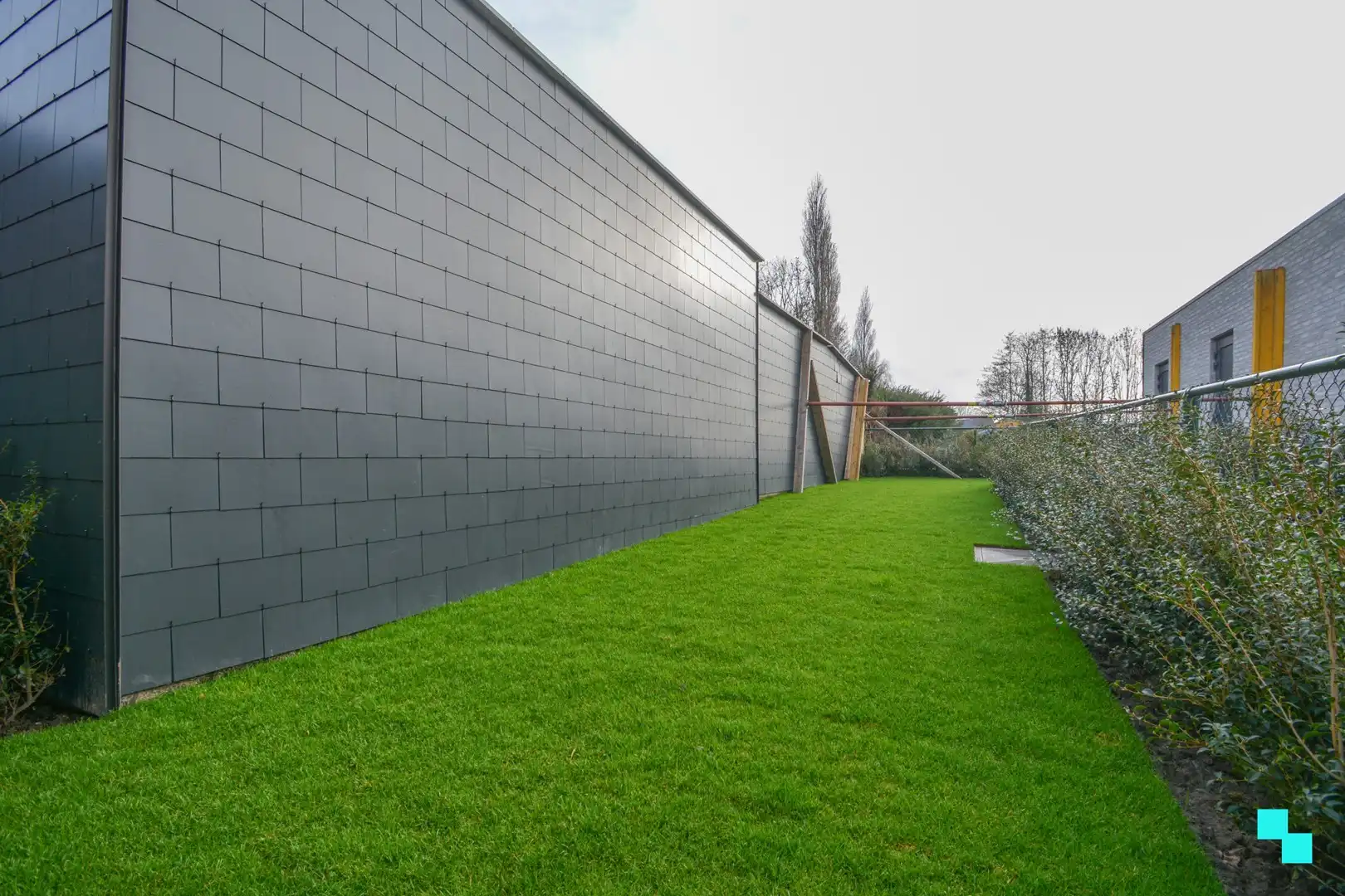 Volledig afgewerkte nieuwbouwwoning met carport te Sleihage foto 25