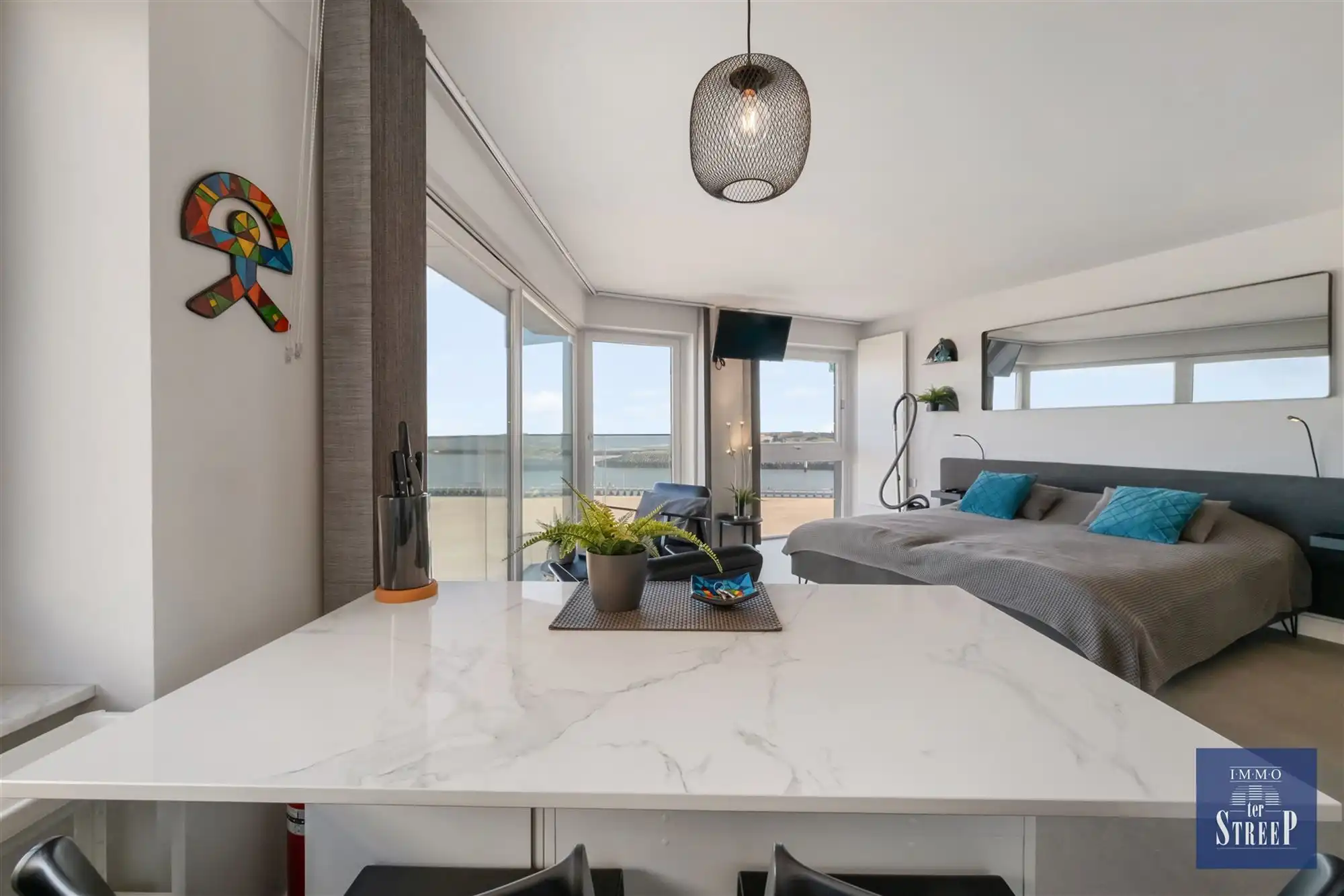 Exclusieve studio met adembenemend zeezicht foto 11