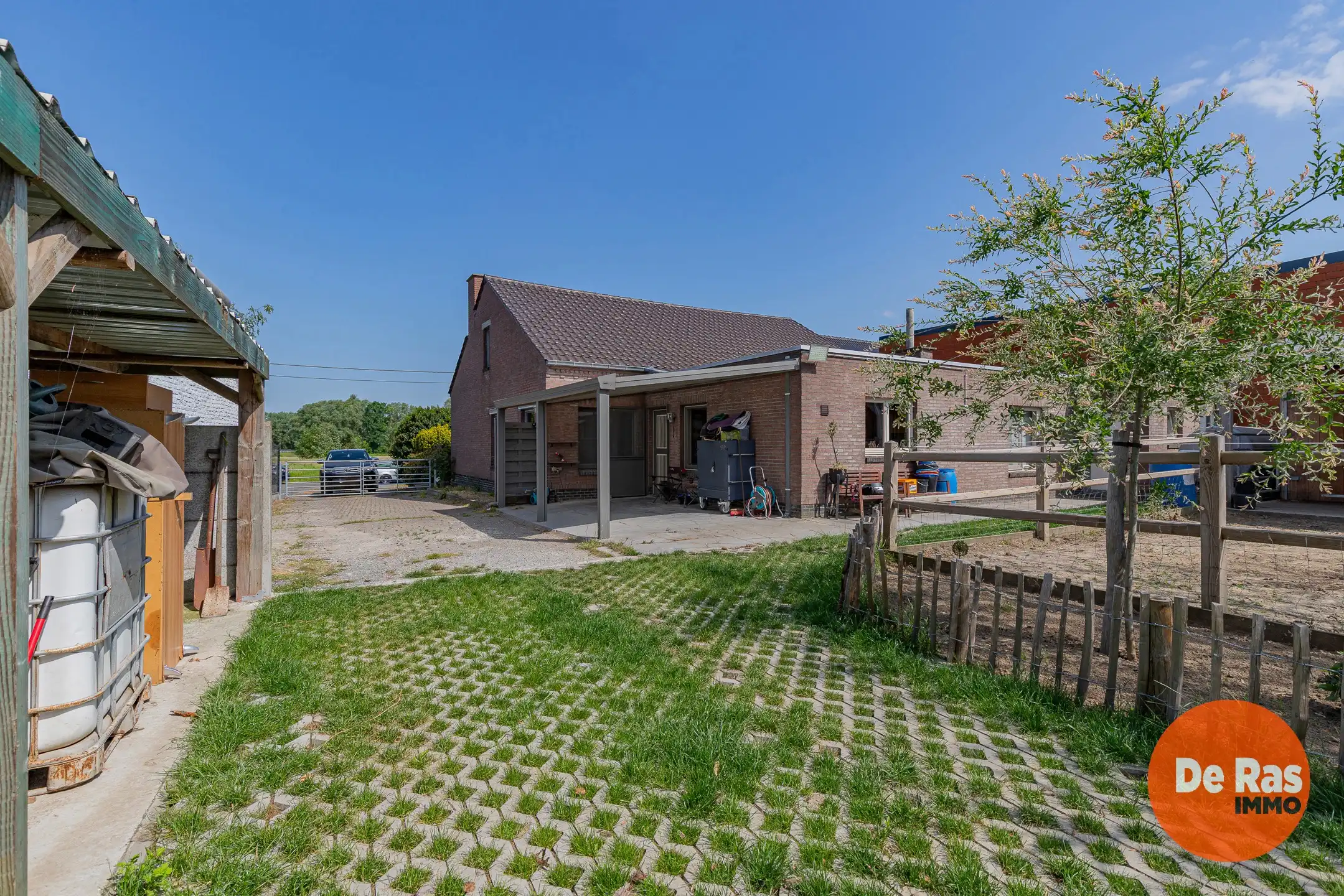 LEBBEKE - Charmante woning met paardenaccommodatie. foto 28