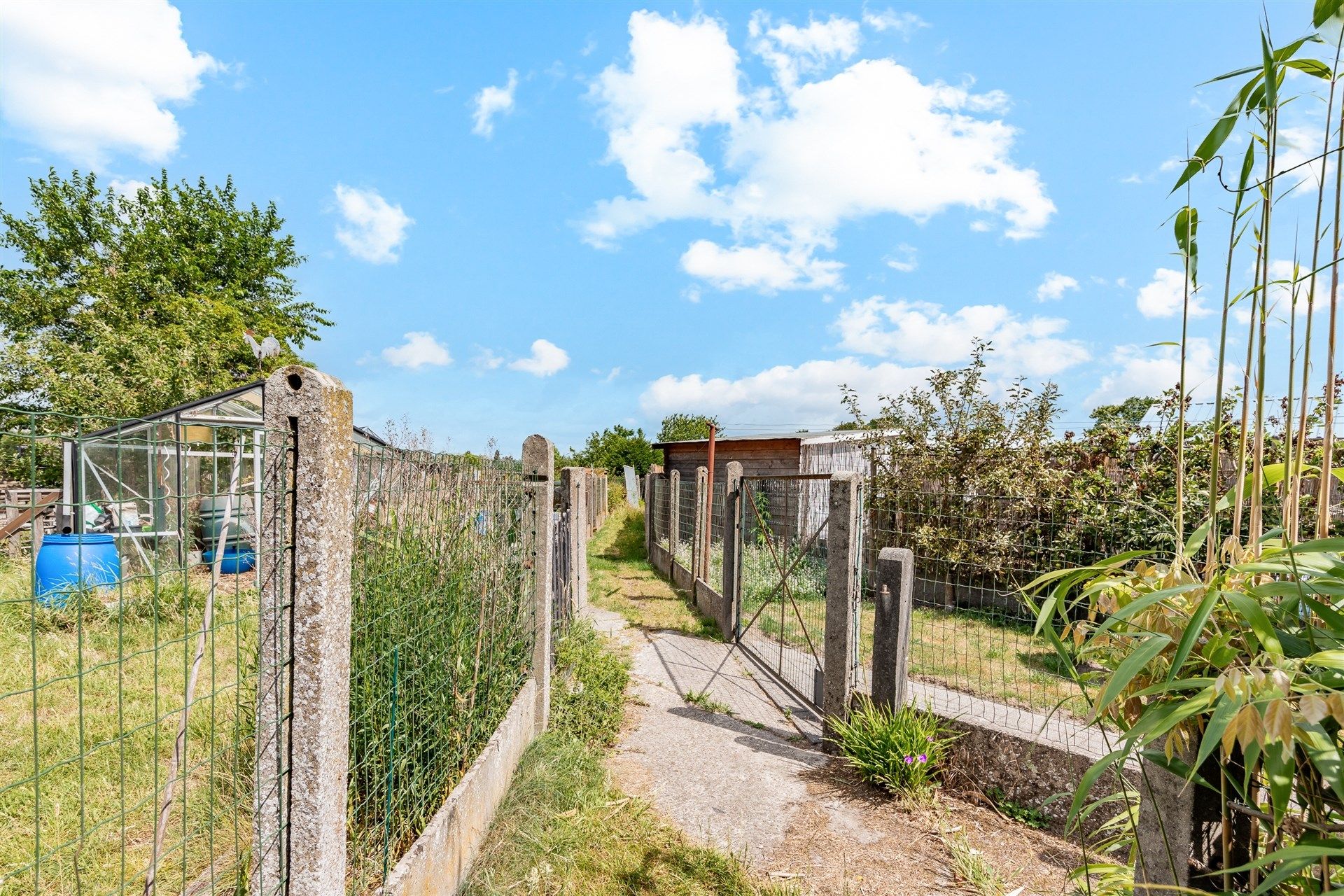 Leuke instapklare rijwoning op een rustige ligging in Wetteren foto 23