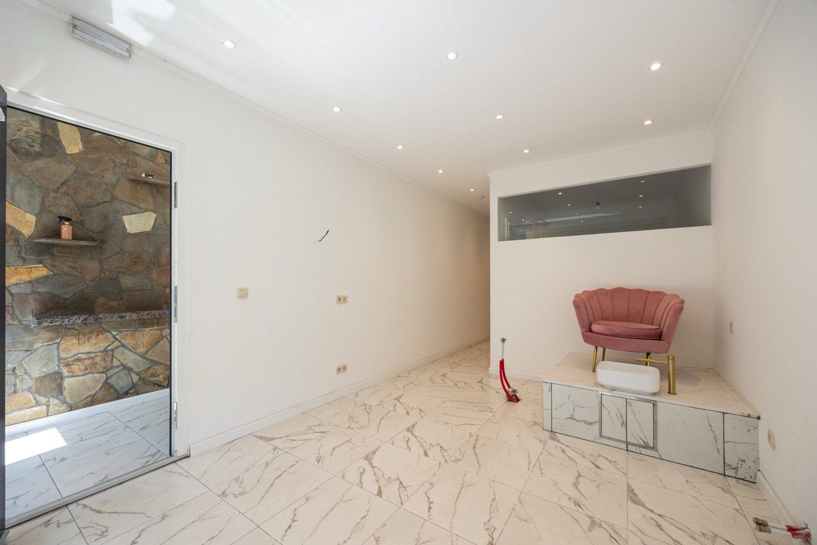 GERENOVEERDE WONING foto 8