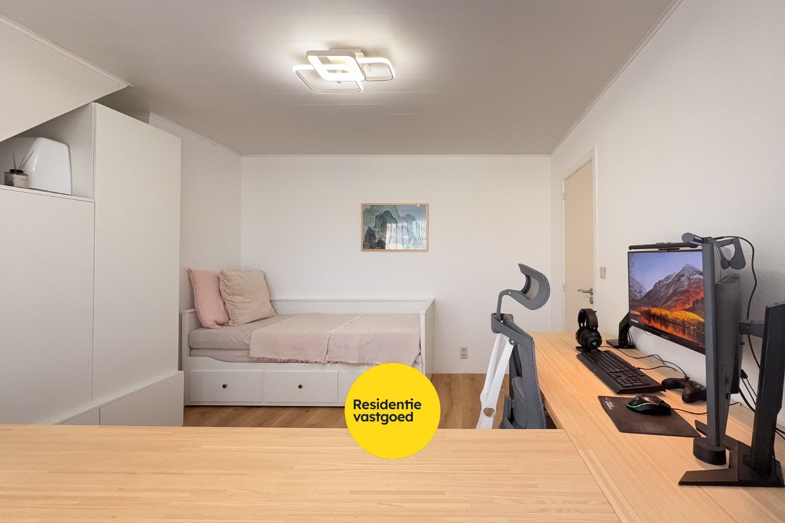 Ruime bel-étagewoning met 3 slaapkamers en garage te Oostende foto 13