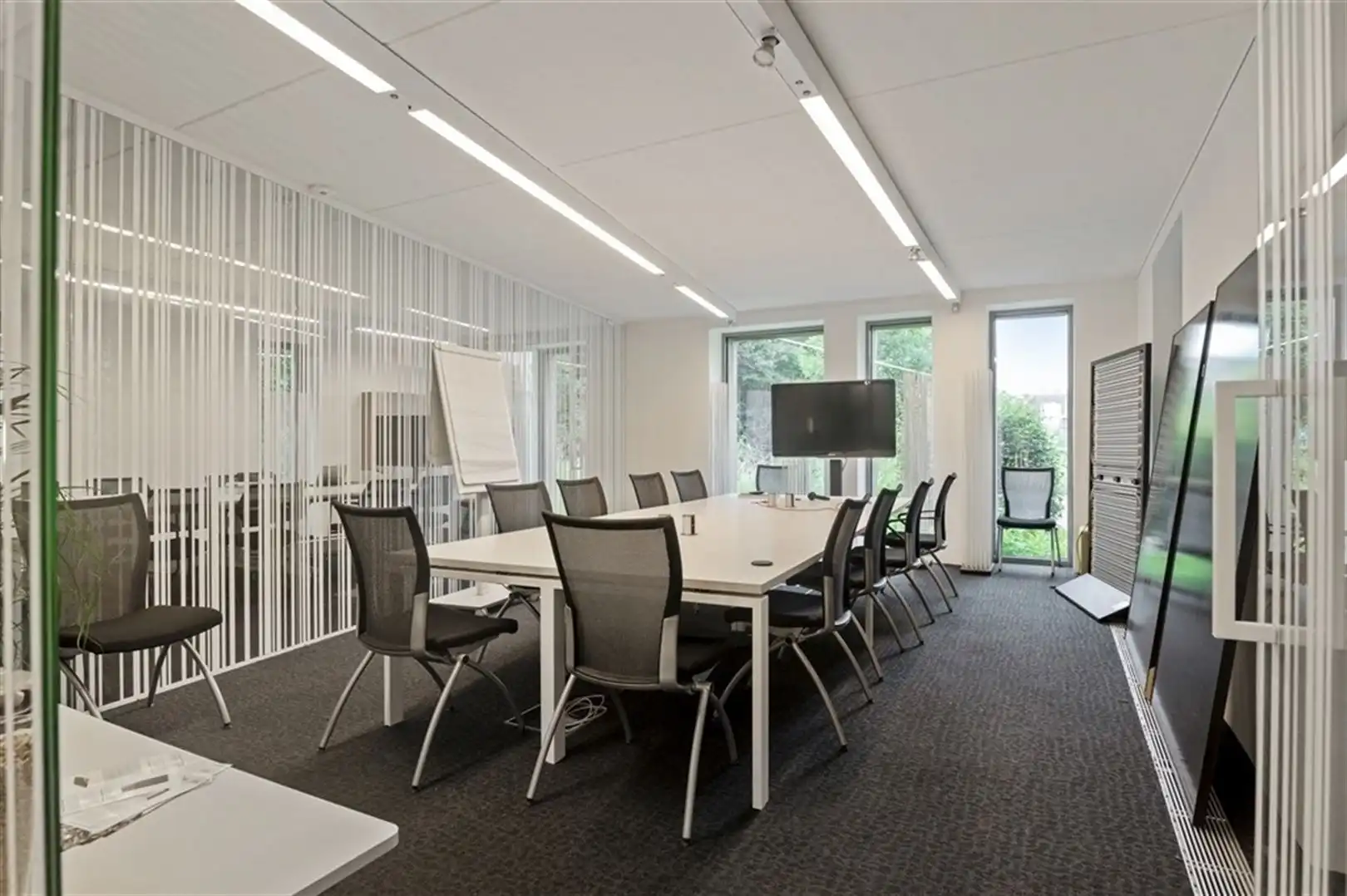 Magazijn + passief kantoorgebouw foto 16