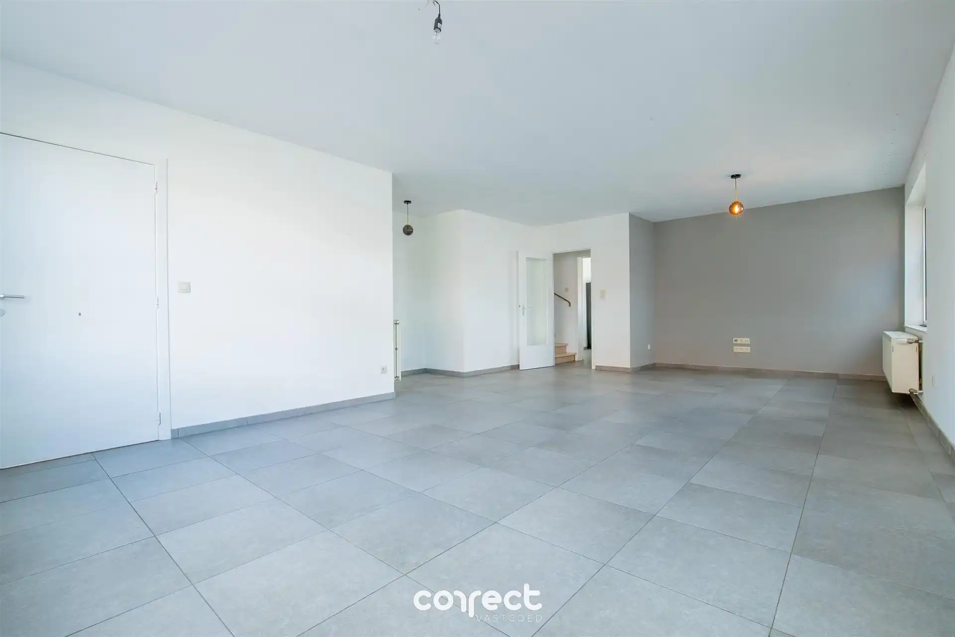 Rustig gelegen gezinswoning in het charmante Moere. foto 2