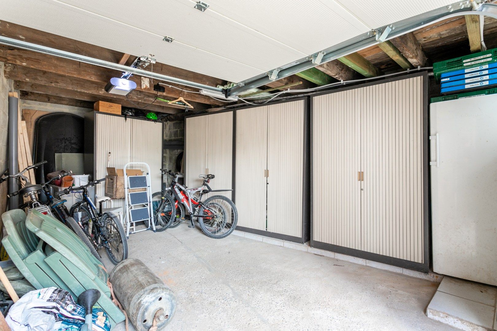 Instapklare woning op 9a30, met 3 slpks, garage en tuin  foto 22