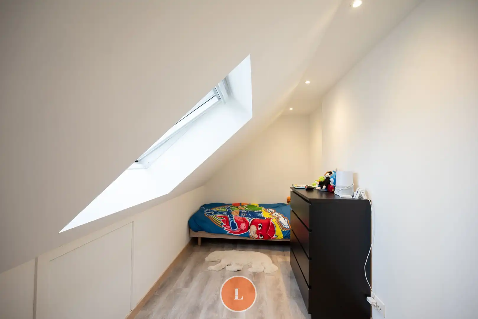 Gerenoveerde woning met loods (100m²) te koop in Menen foto 18