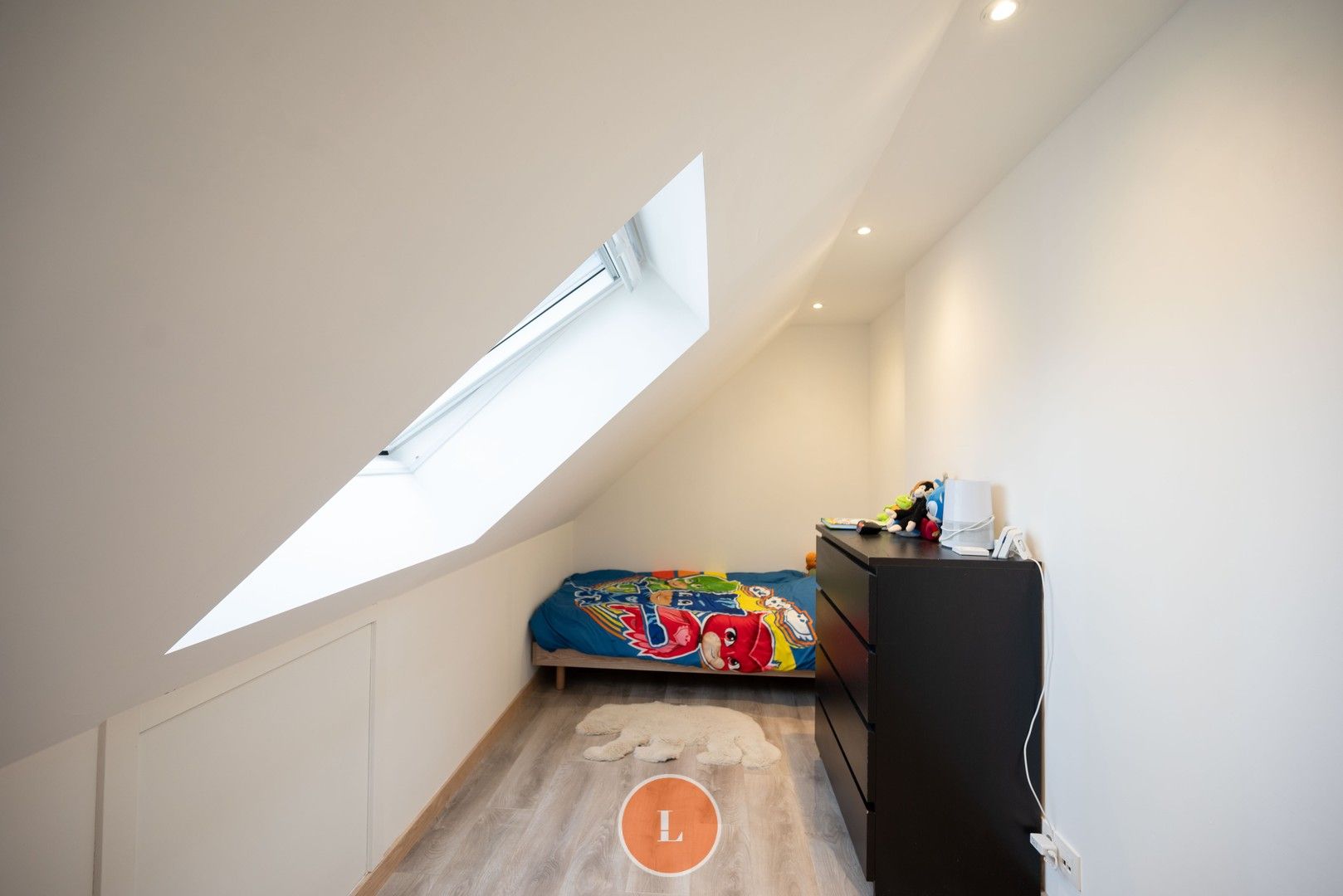 Gerenoveerde woning met loods (100m²) te koop in Menen foto 18