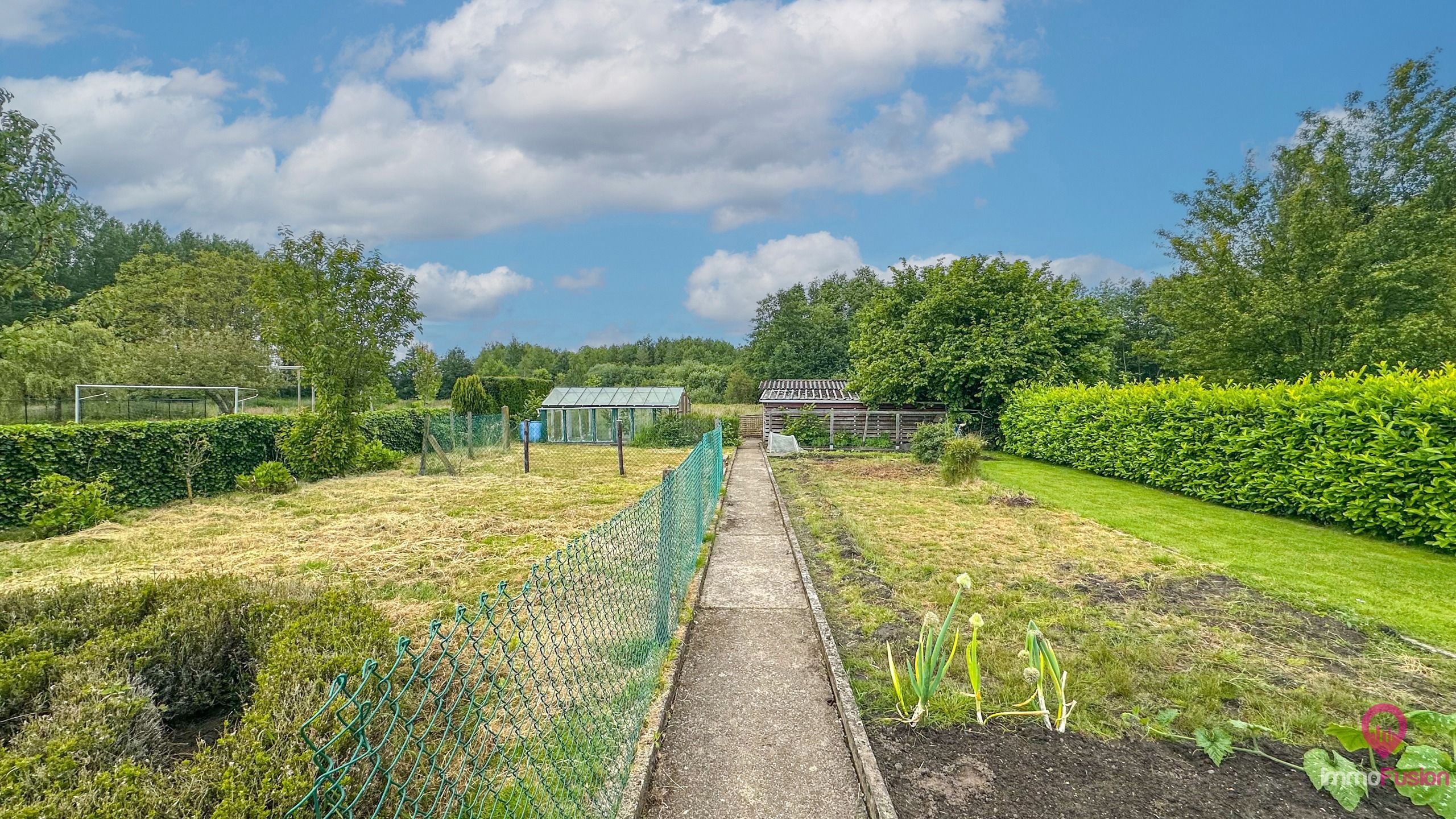Ruime woning met 5slpk + groot perceel in bosrijke omgeving! foto 46