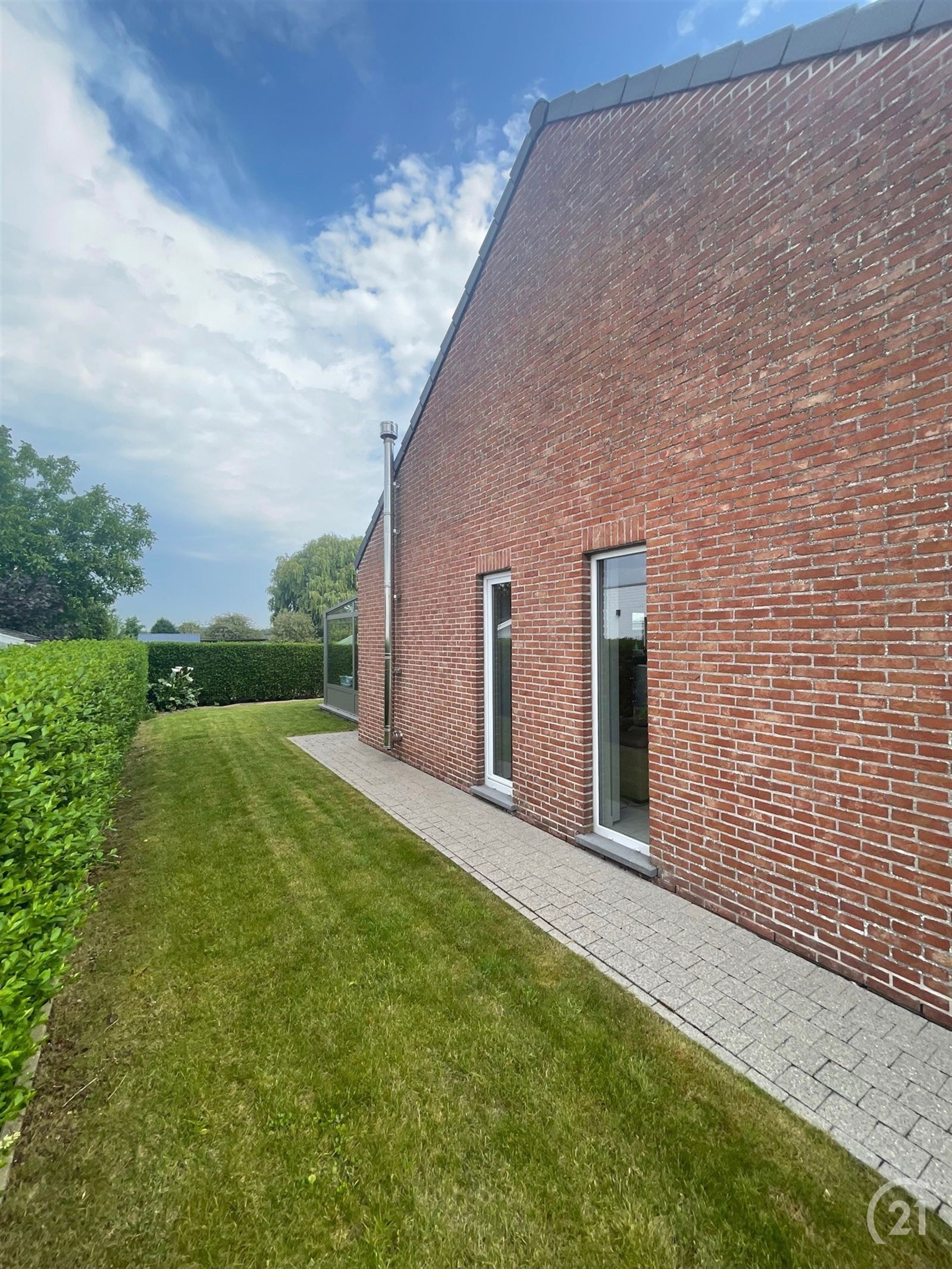 villa bungalow met tuin en garage op 5are88 foto 17