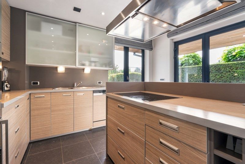 Riante en luxueuze villa  met wellness en weides foto 8