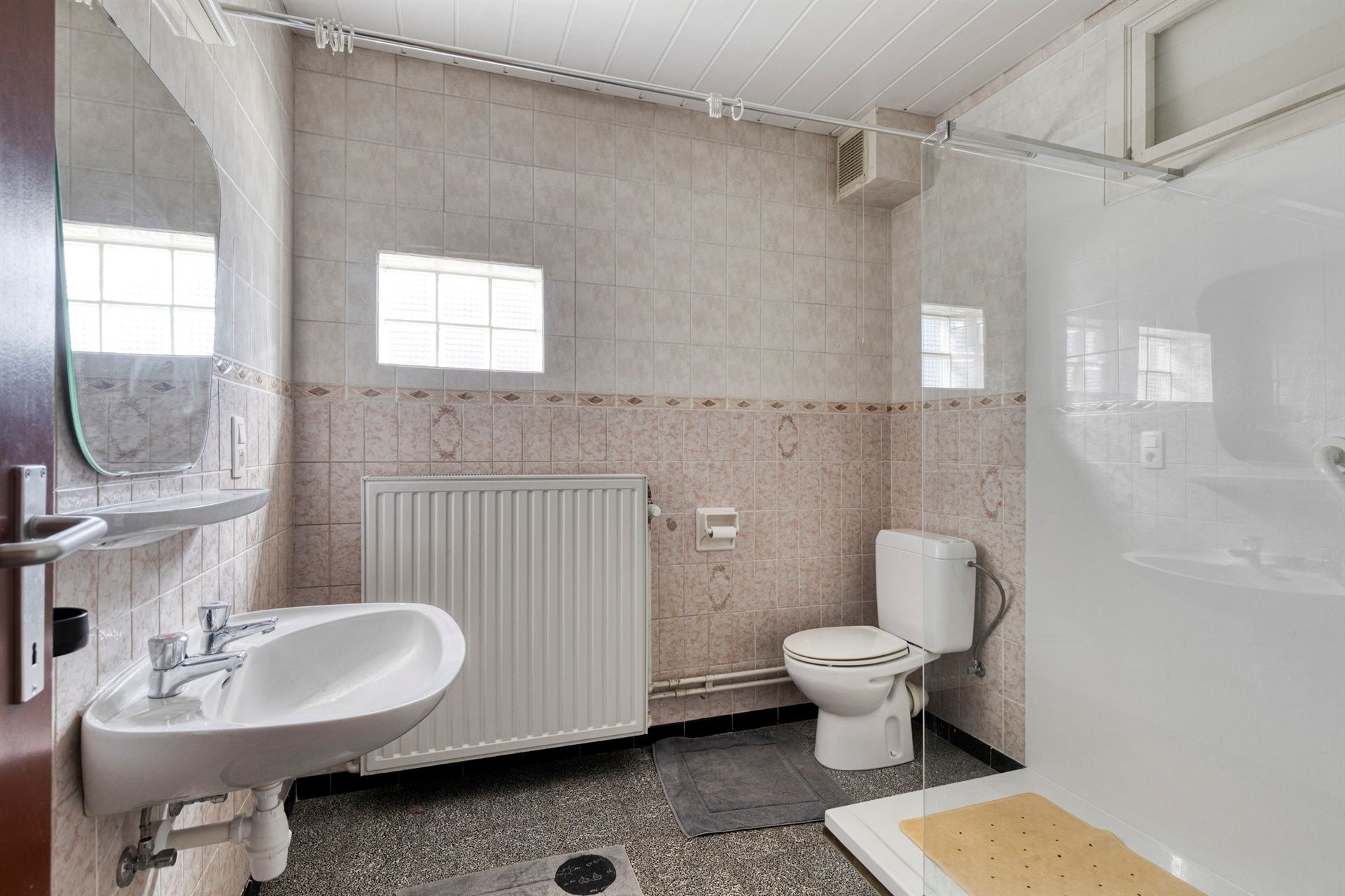 Woning met 4 kamers op terrein van 14a58ca foto 23