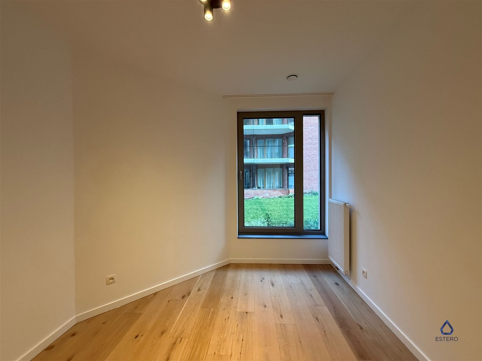 Modern nieuwbouwappt 2-SLK met terras te Tour & Taxis foto 15